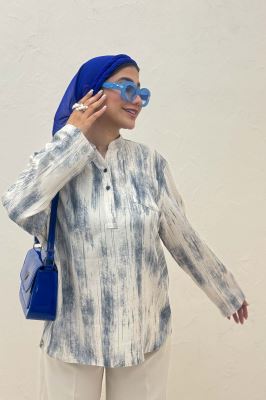 بلوز یقه بلیطی پرینتی تک جیب طرح 2