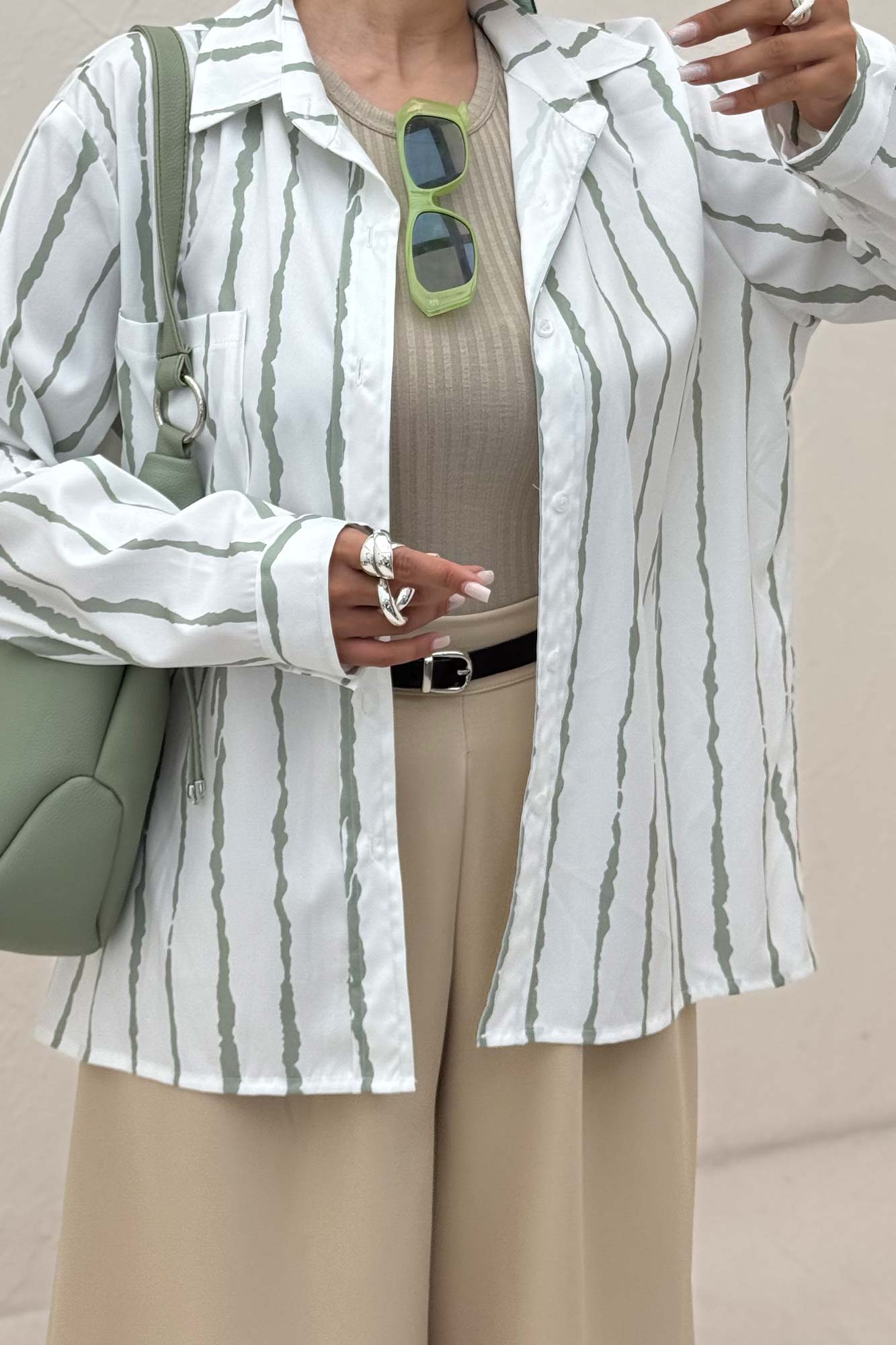 شومیز مانتویی پری راه راه تک جیب