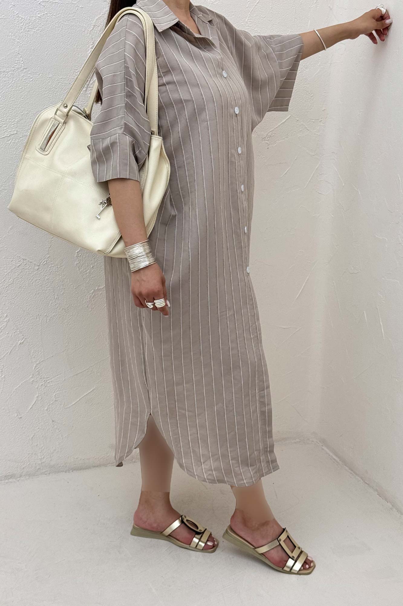 مانتو بلند جلو دکمه پری ژاکارد