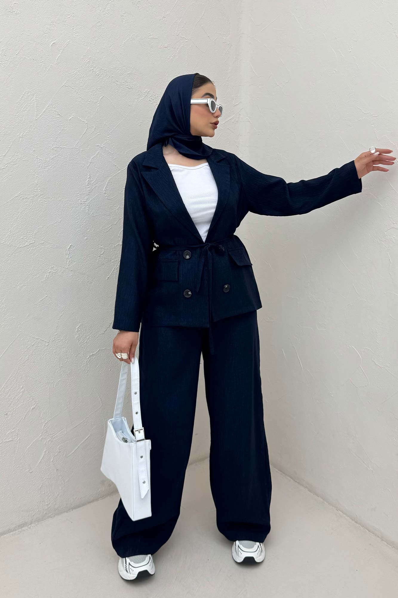 ست کت و شلوار یقه انگلیسی کریستال 