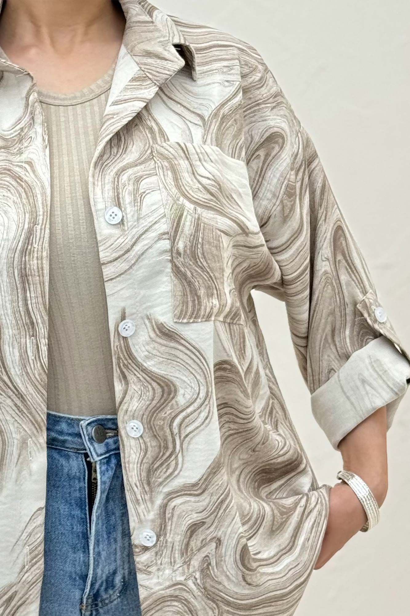 شومیز پرینتی طرح موجی