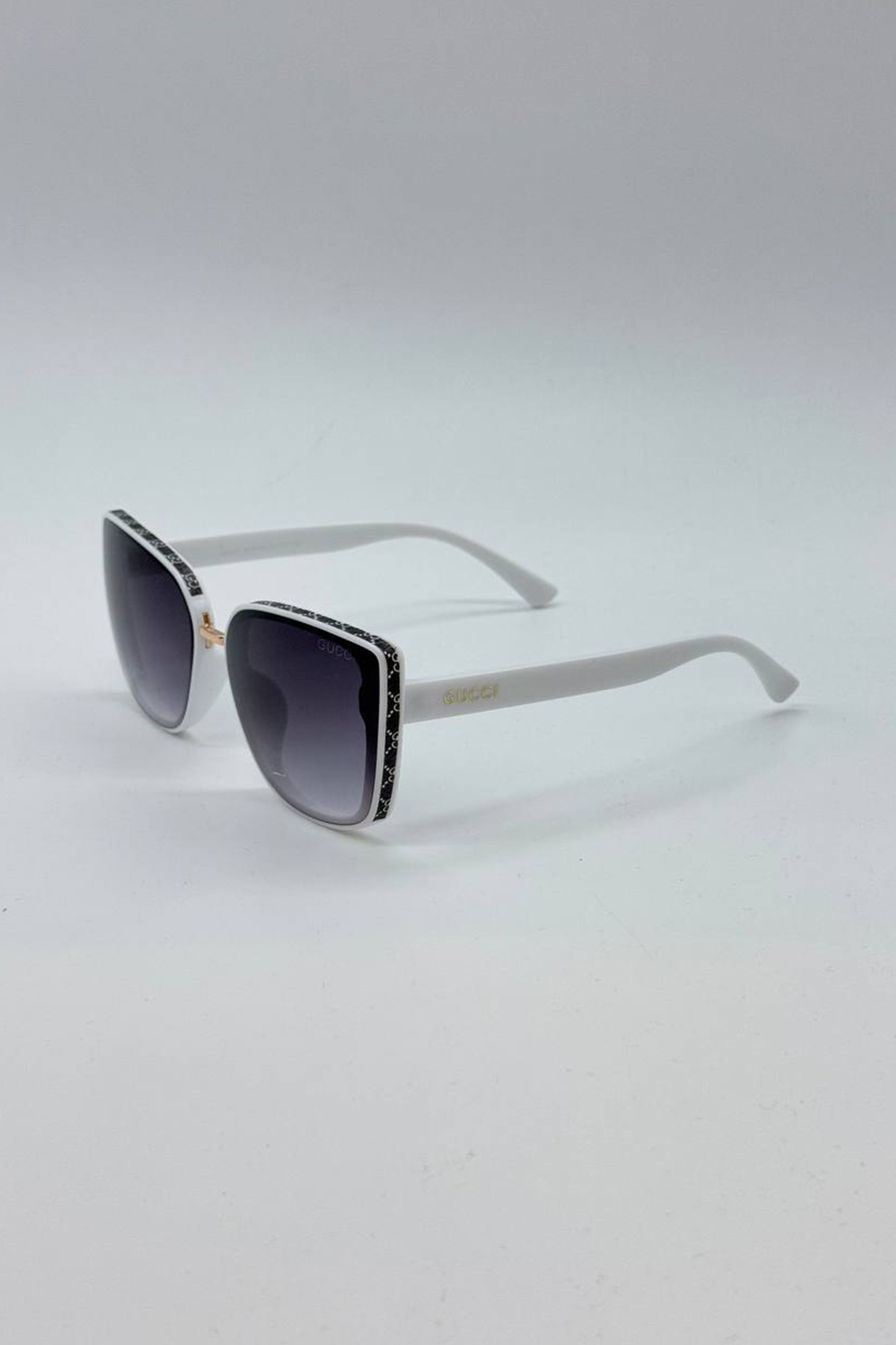 عینک زنانه کد 01