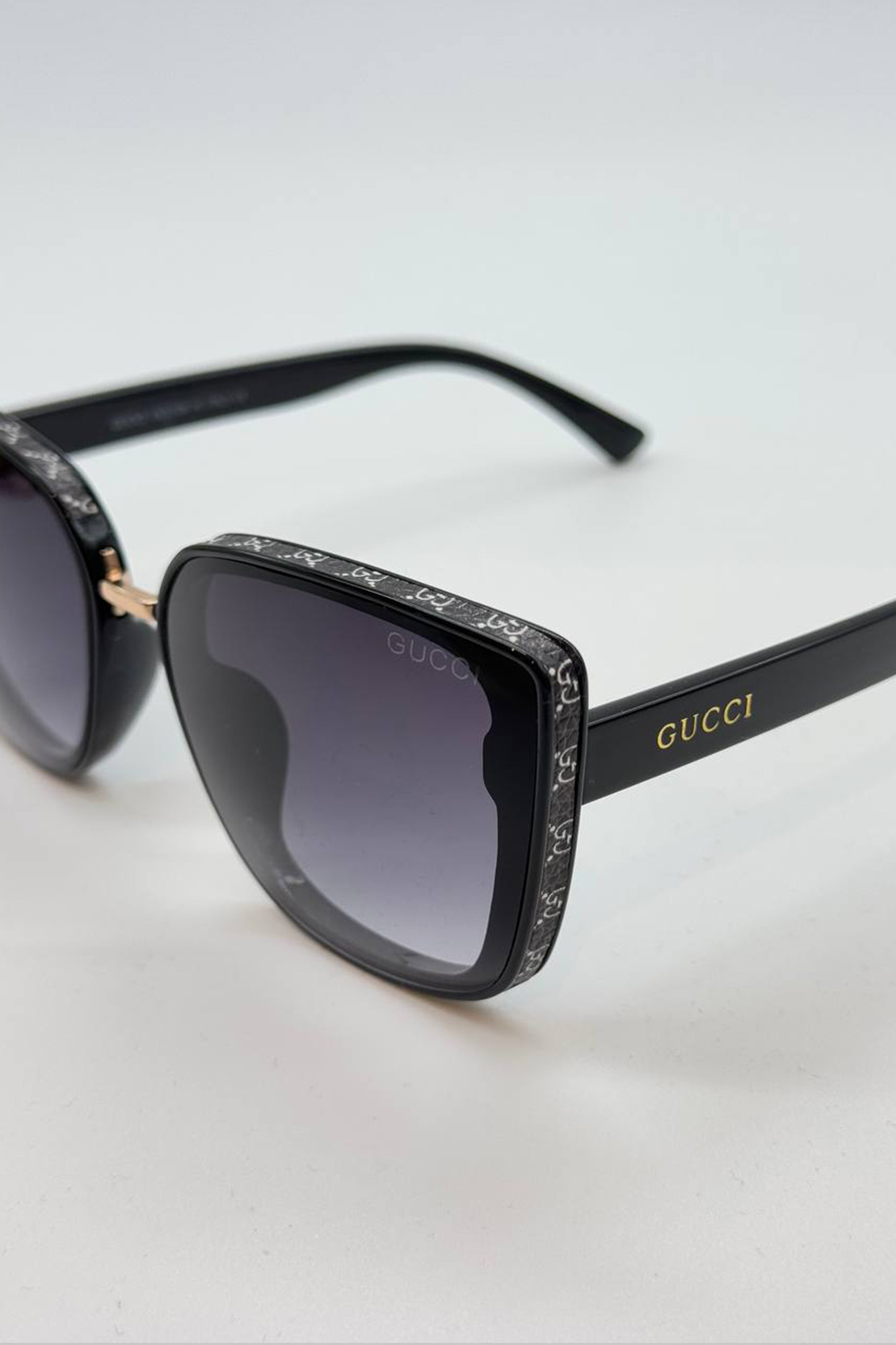 عینک زنانه کد 01