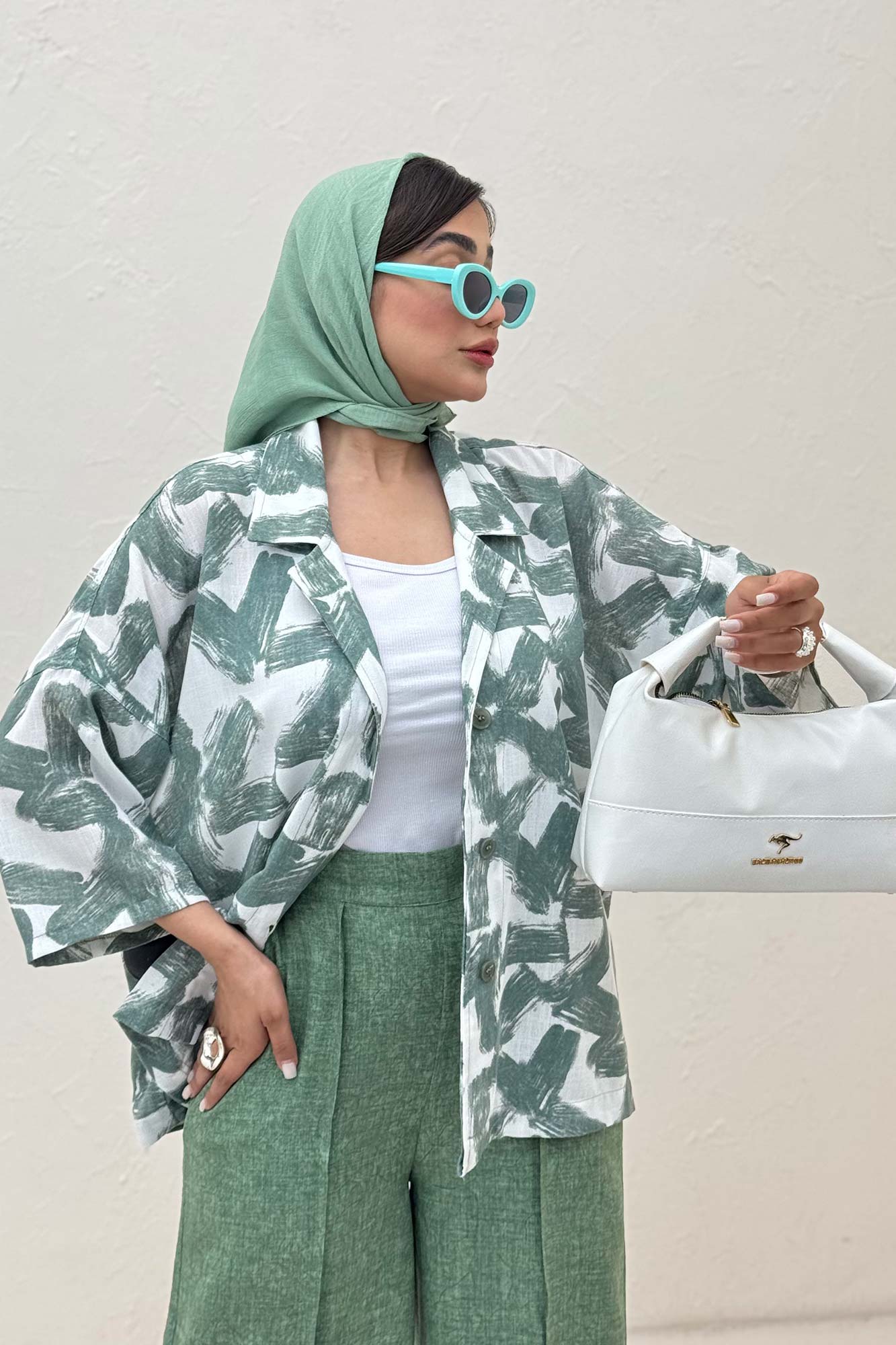 مانتو یقه شکاری لینن طرح دار کد 1