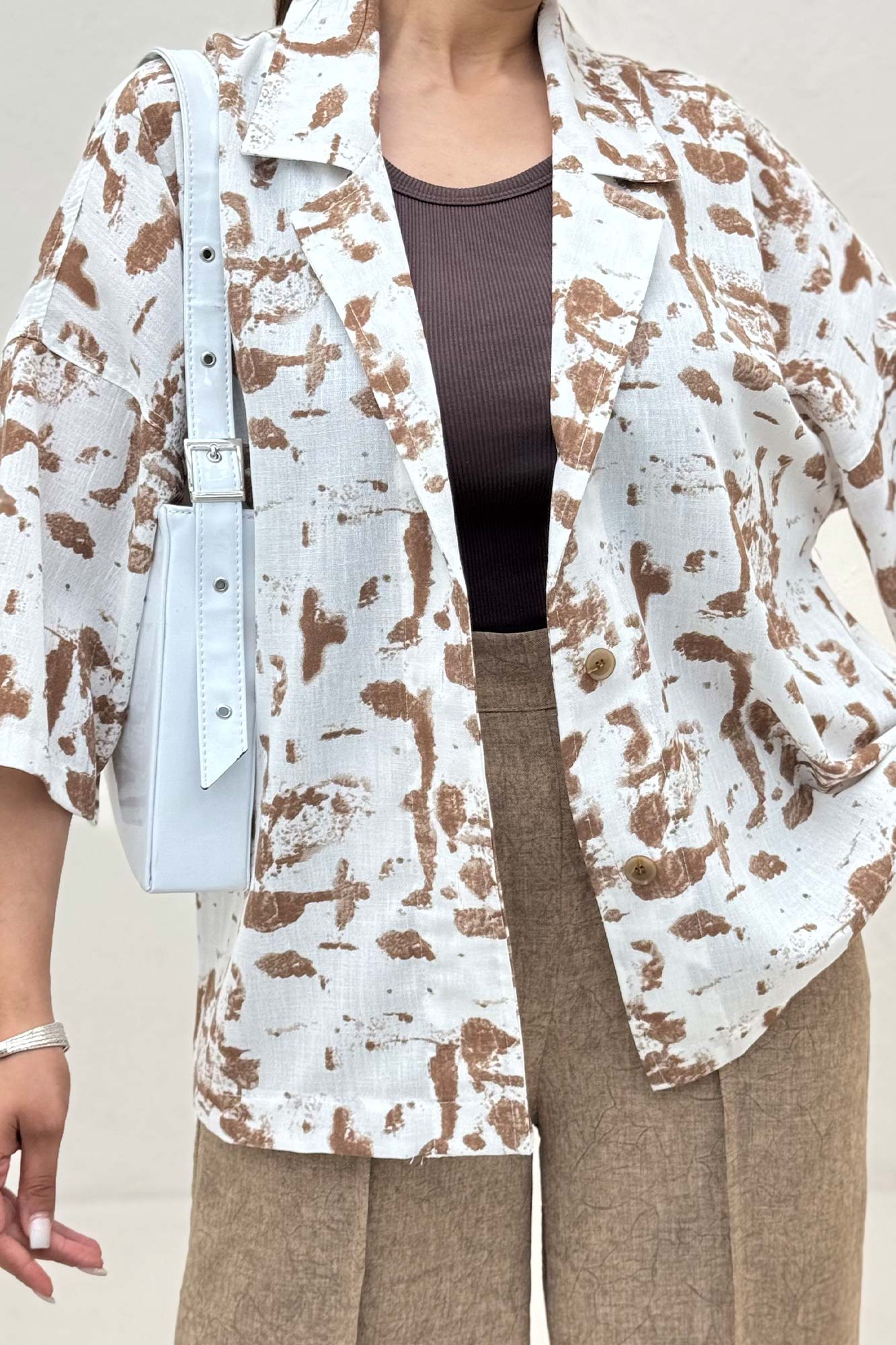 مانتو یقه شکاری لینن طرح دار کد 2