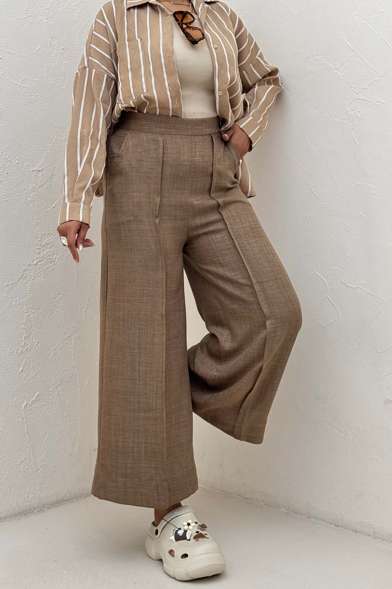 شلوار واید شانتون جلو دوخت