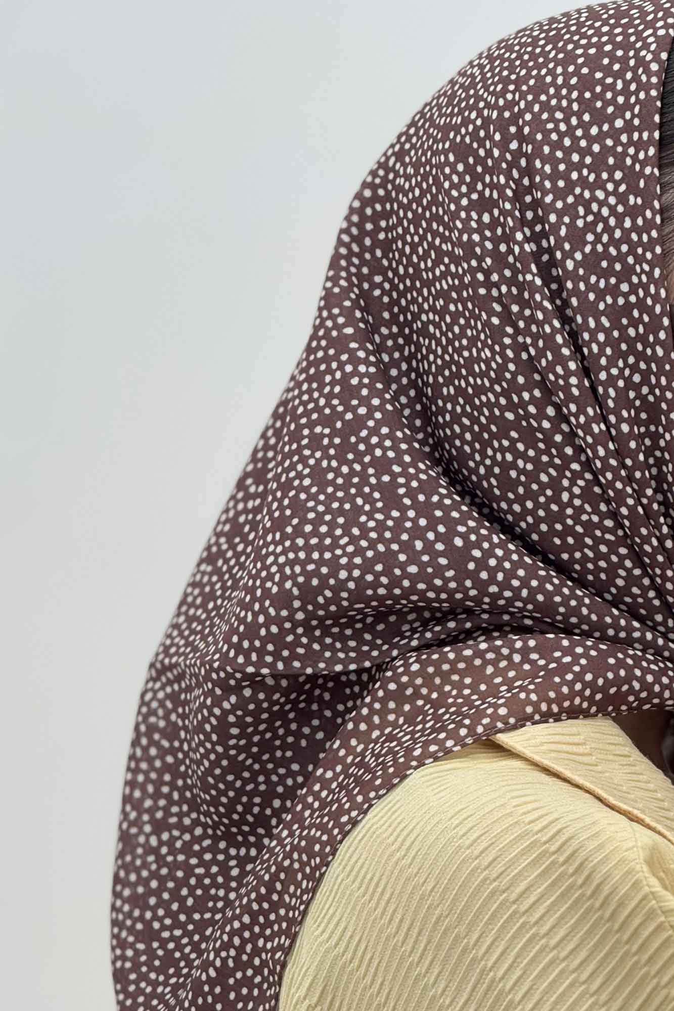 مینی اسکارف نقطه زار