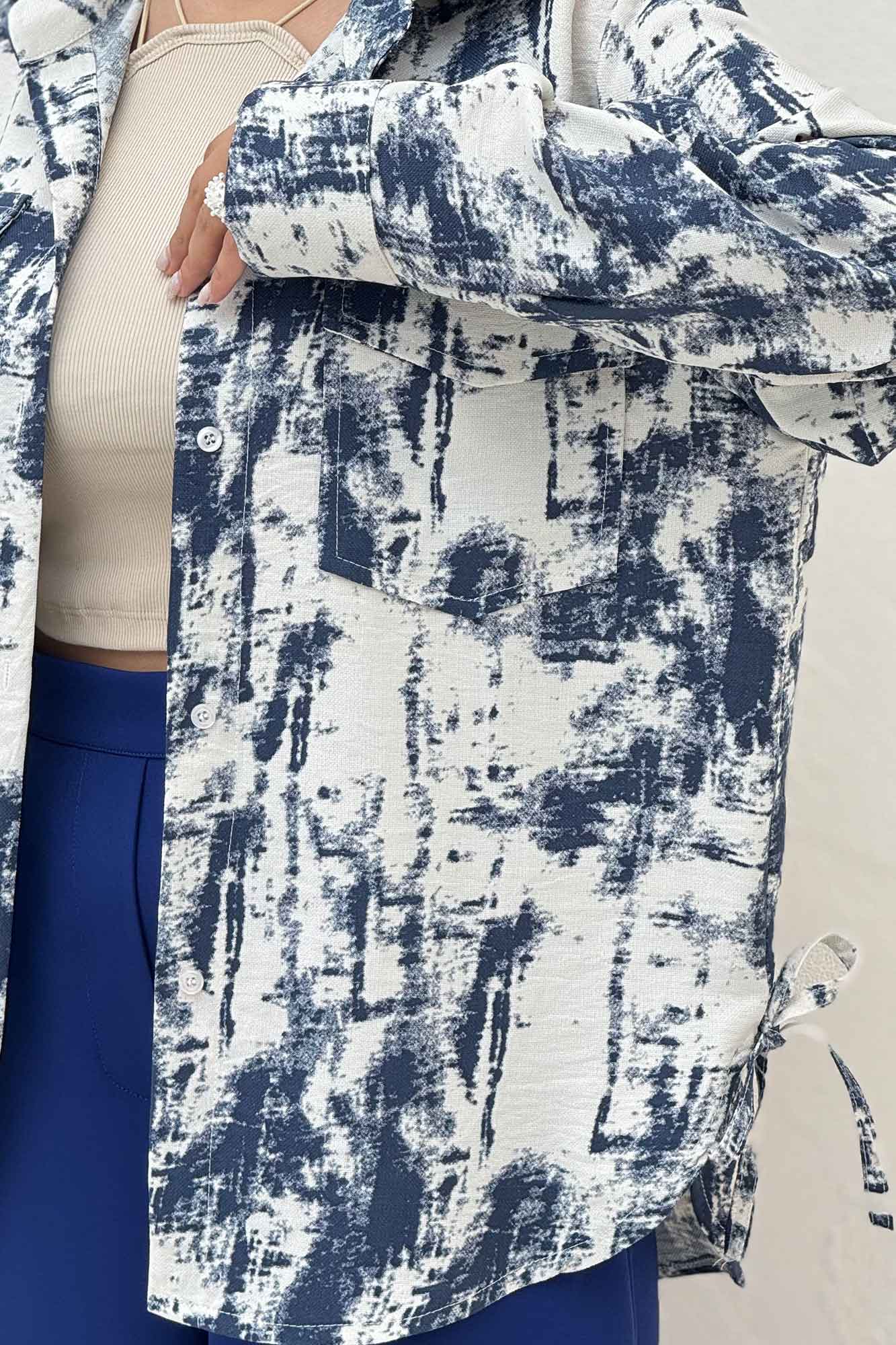 مانتو دو جیب پاکتی پرینتی بغل بند کد 3