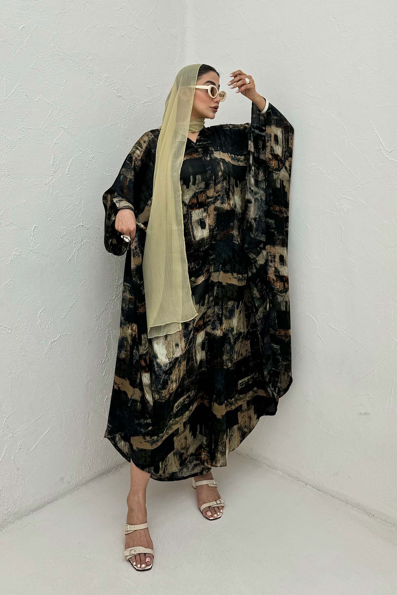 اورال پشت زیپ حریر زارا