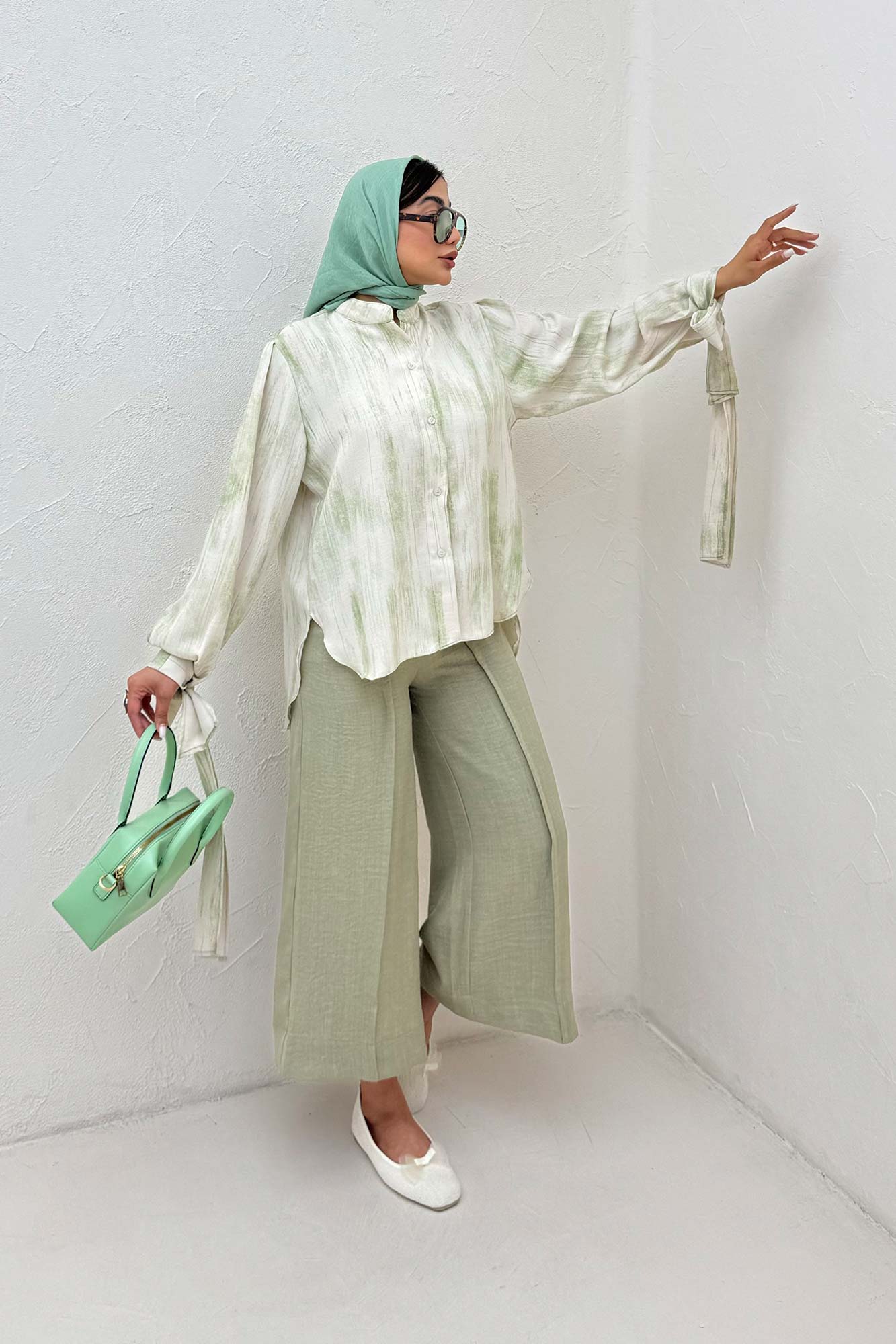 شومیز پرینتی یقه سه سانت مچ پیچ کد2