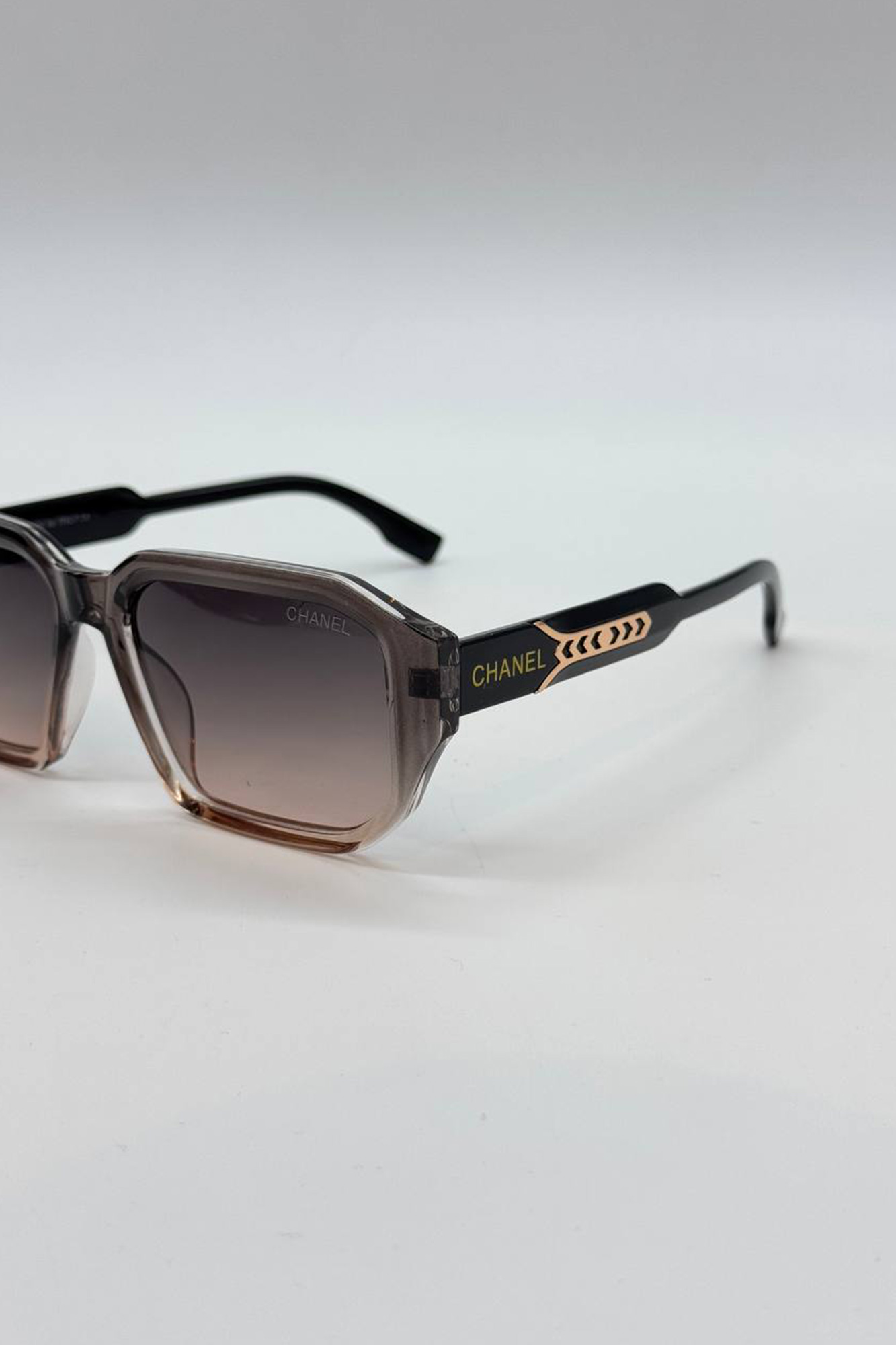 عینک زنانه کد 939