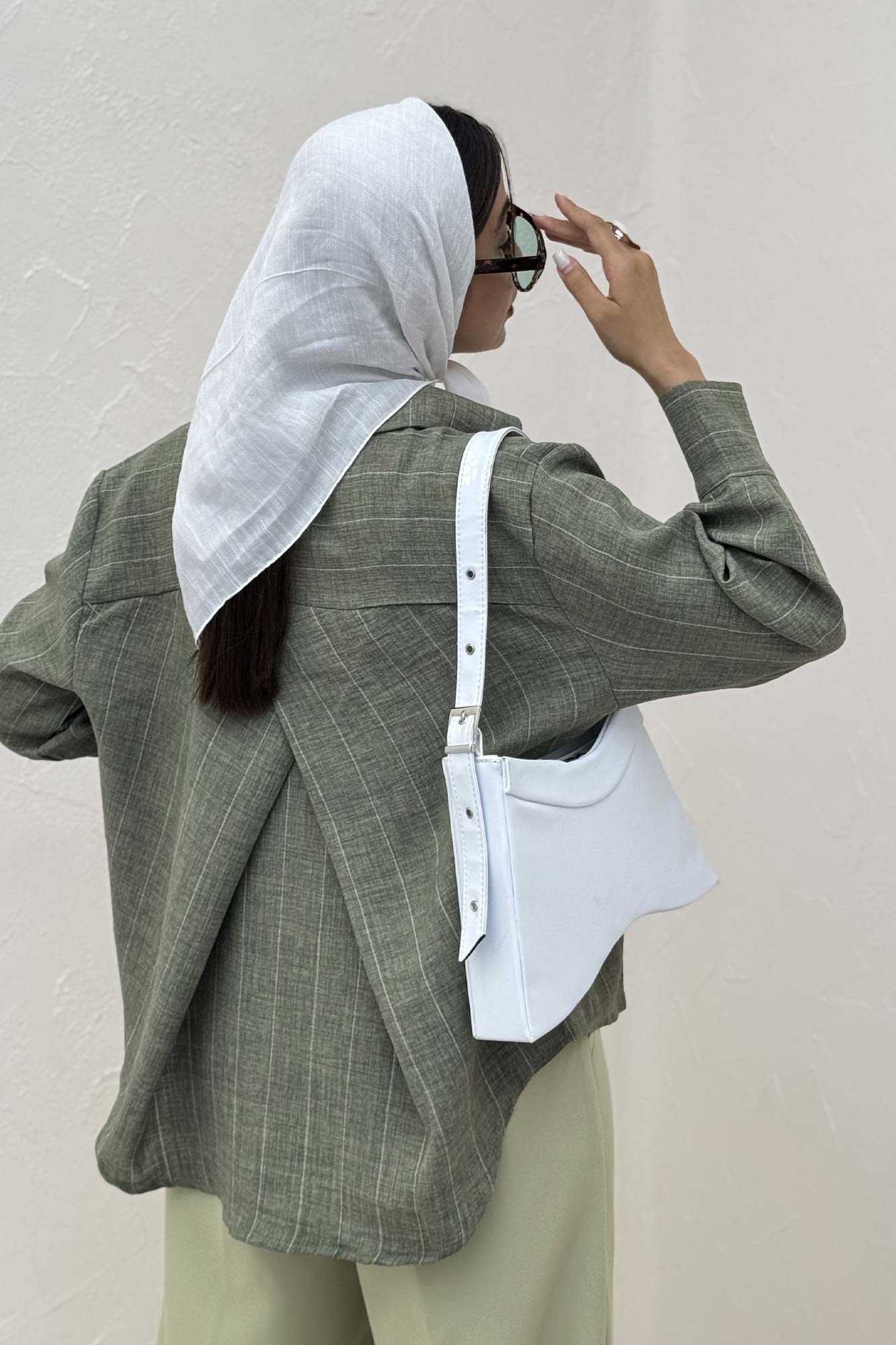 شومیز لینن راه راه پشت ریلی 1066