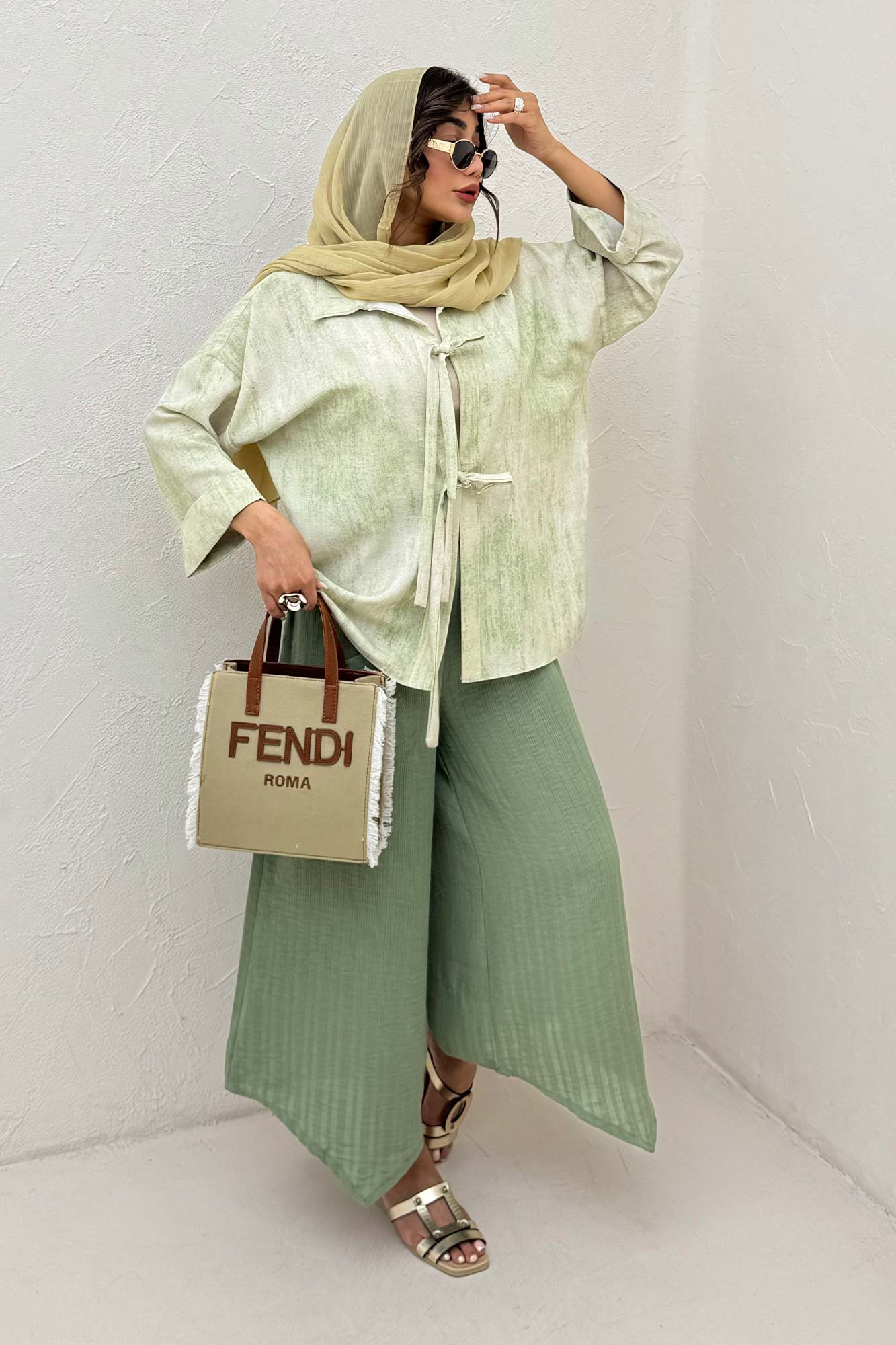 مانتو پرینتی پشت ریلی جلو دو بند کد 1