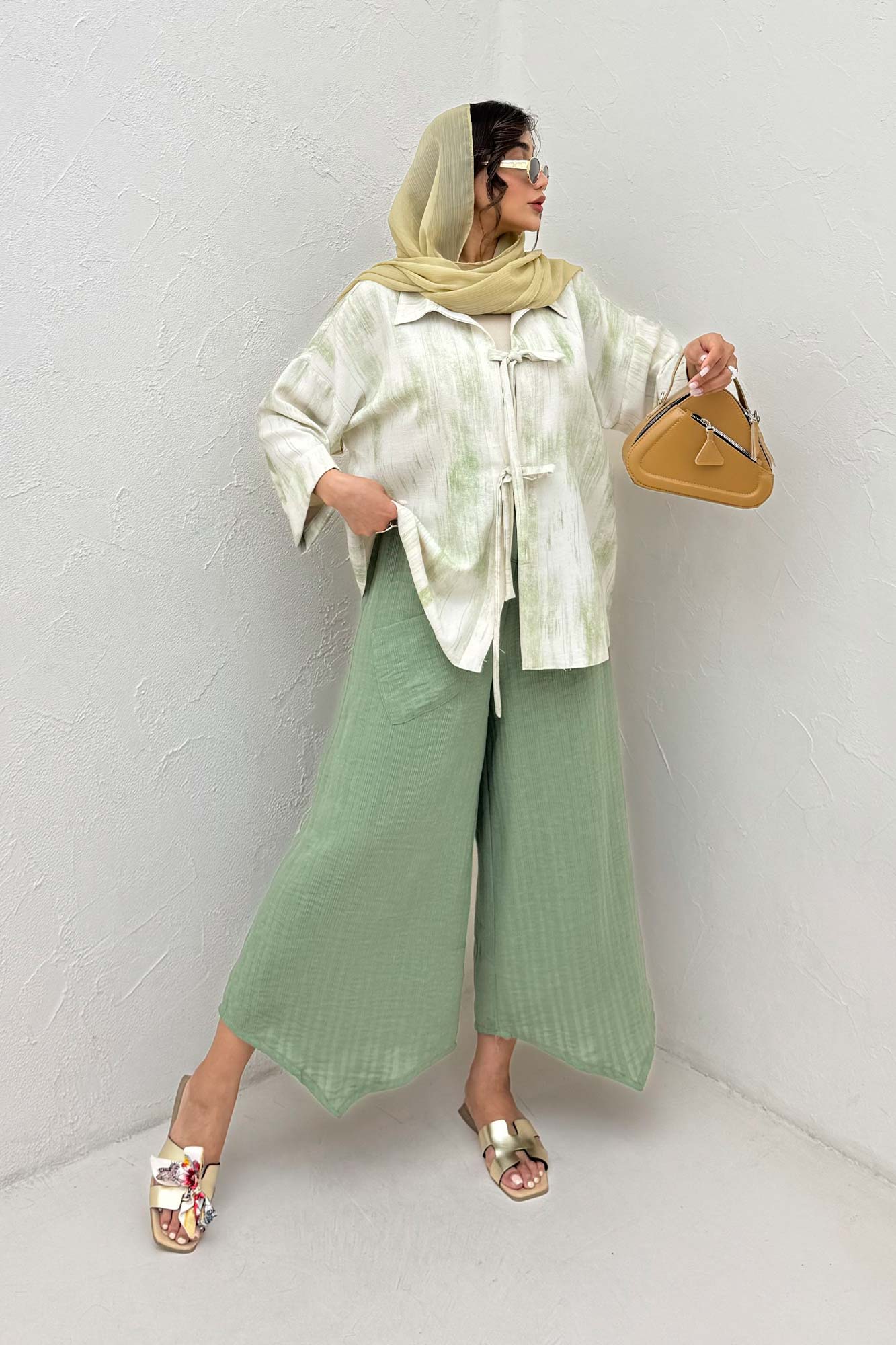 مانتو پرینتی پشت ریلی جلو دو بند کد 2