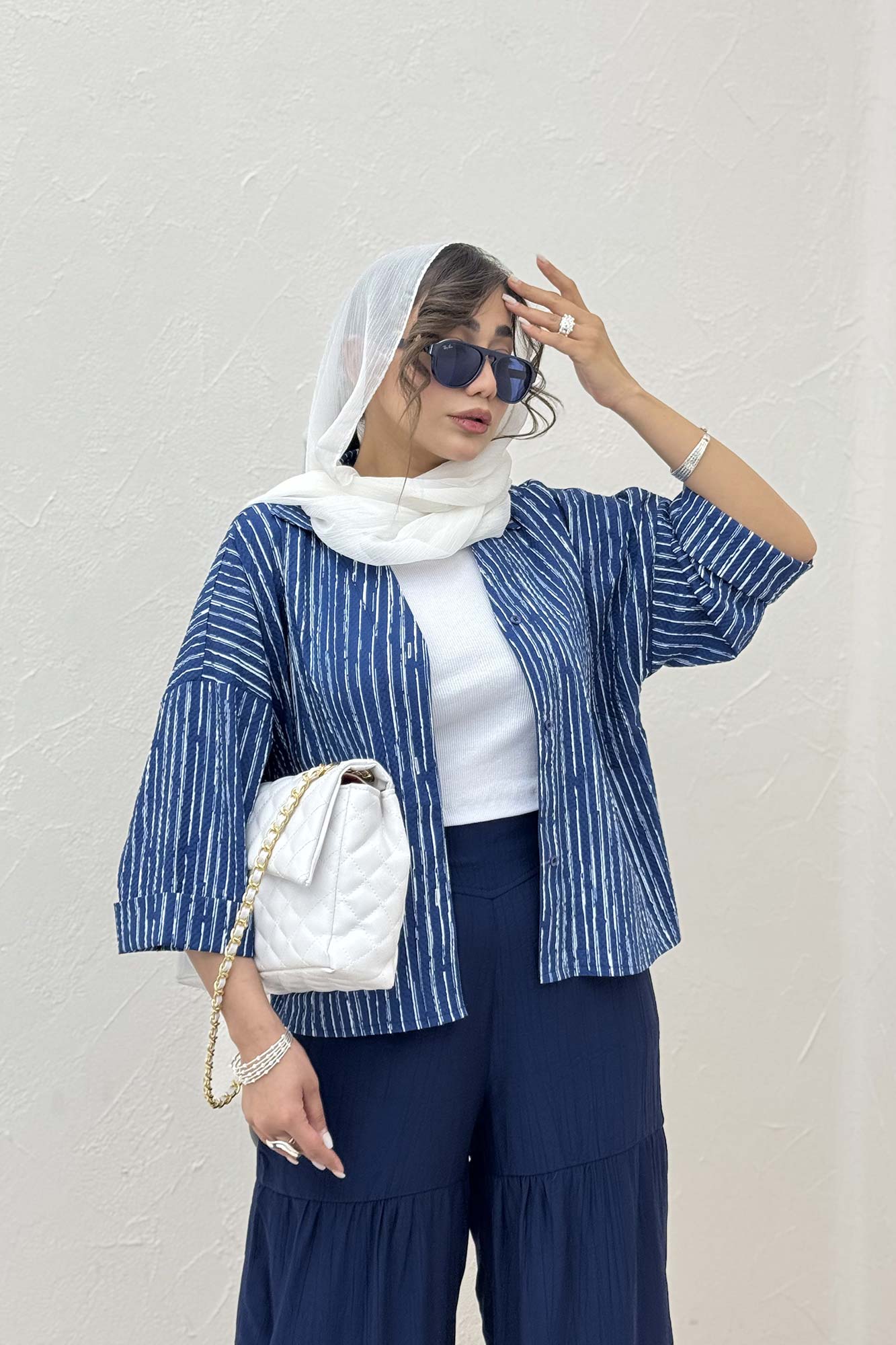 شومیز راه راه زارا پشت بلند آستین پاکتی 