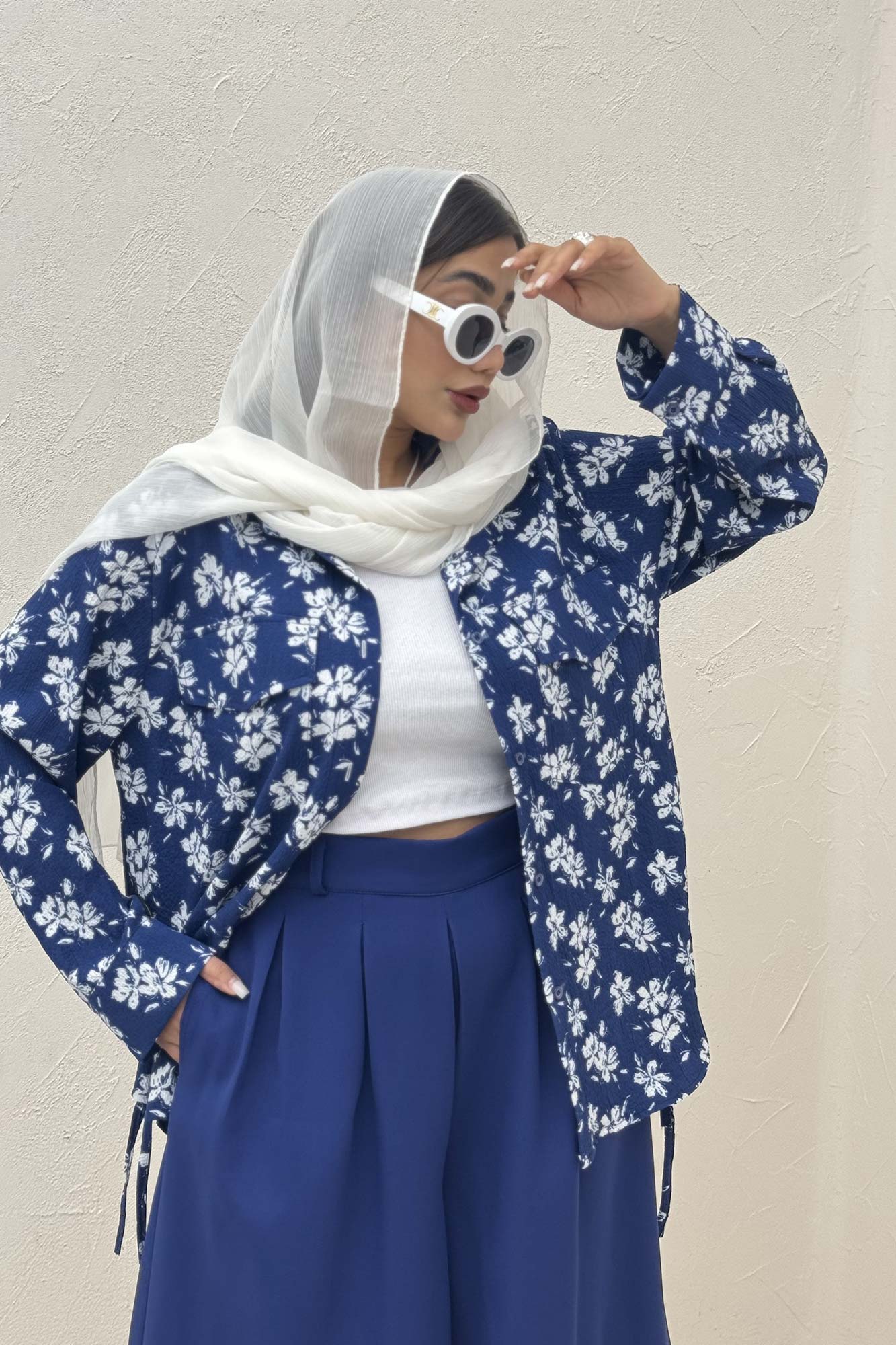 مانتو دو جیب پاکتی ونوس گلدار بغل بند