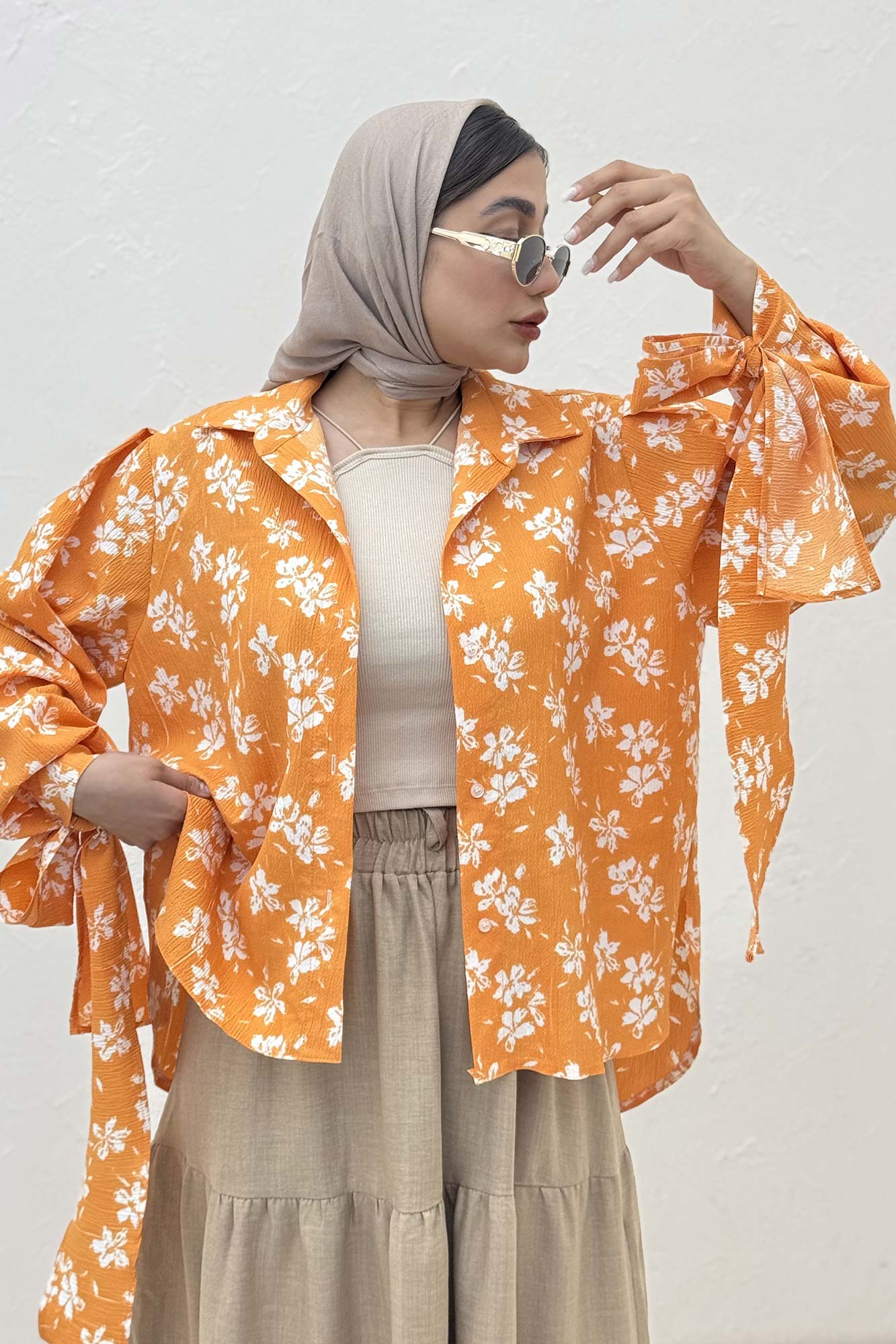 شومیز مانتویی ونوس گلدار مچ پیچ 