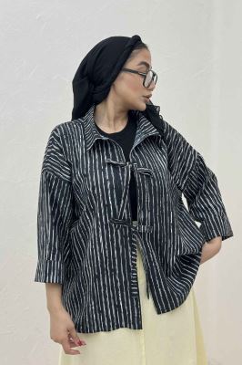 مانتو دو بند راه راه زارا پشت ریلی