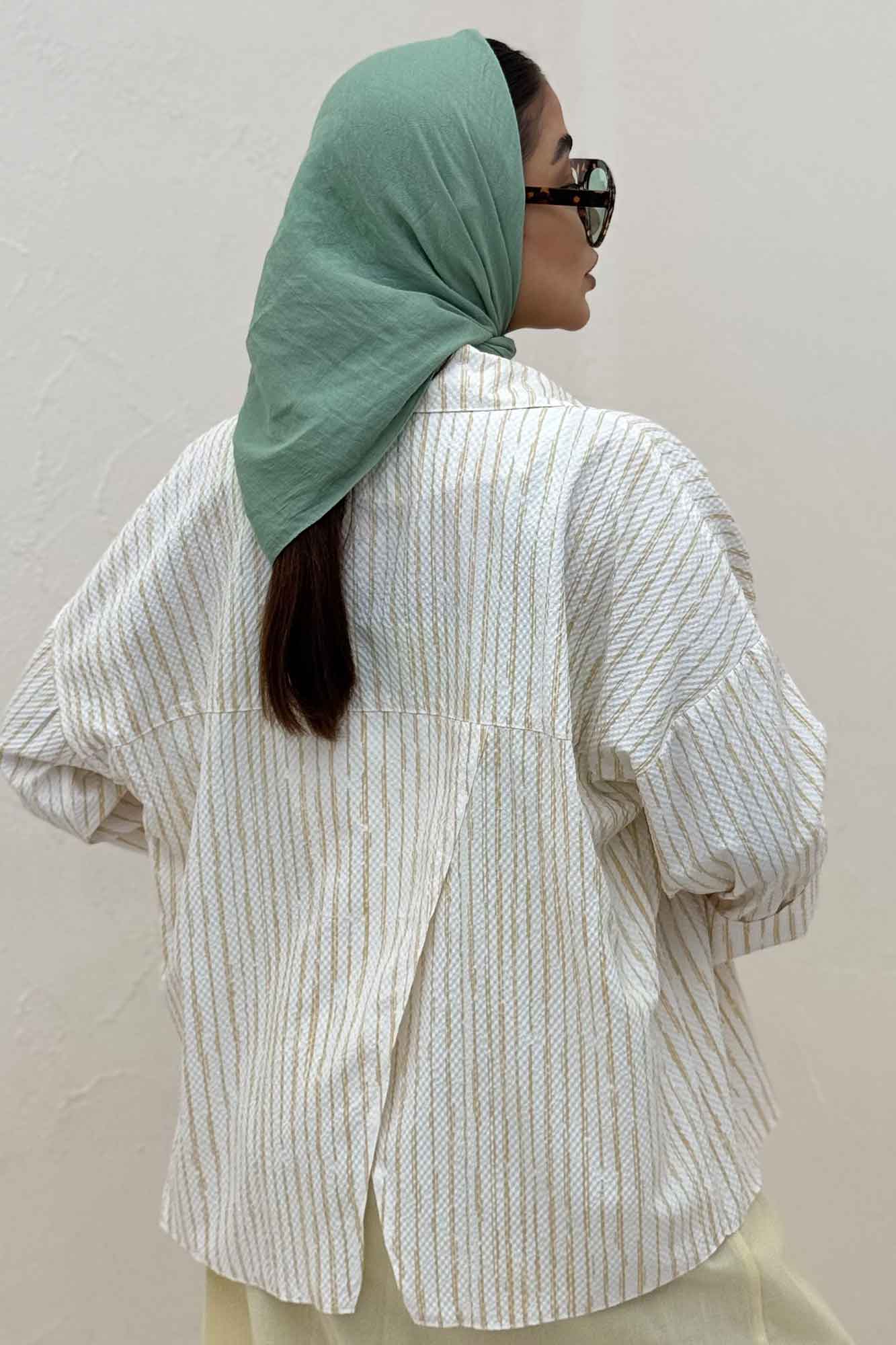 مانتو دو بند راه راه زارا پشت ریلی