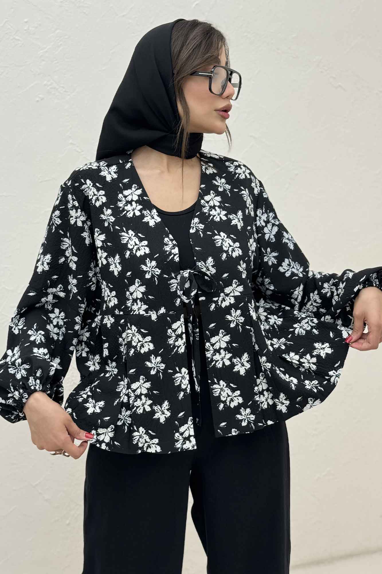 مانتو ونوس گلدار جلو پیله تک بند