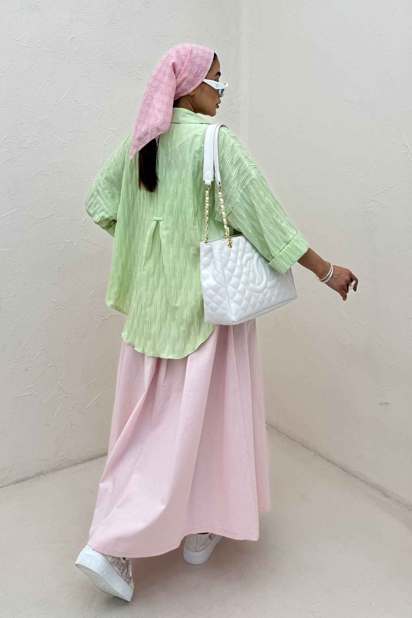 شومیز حلزونی پشت بلند مچ پاکتی