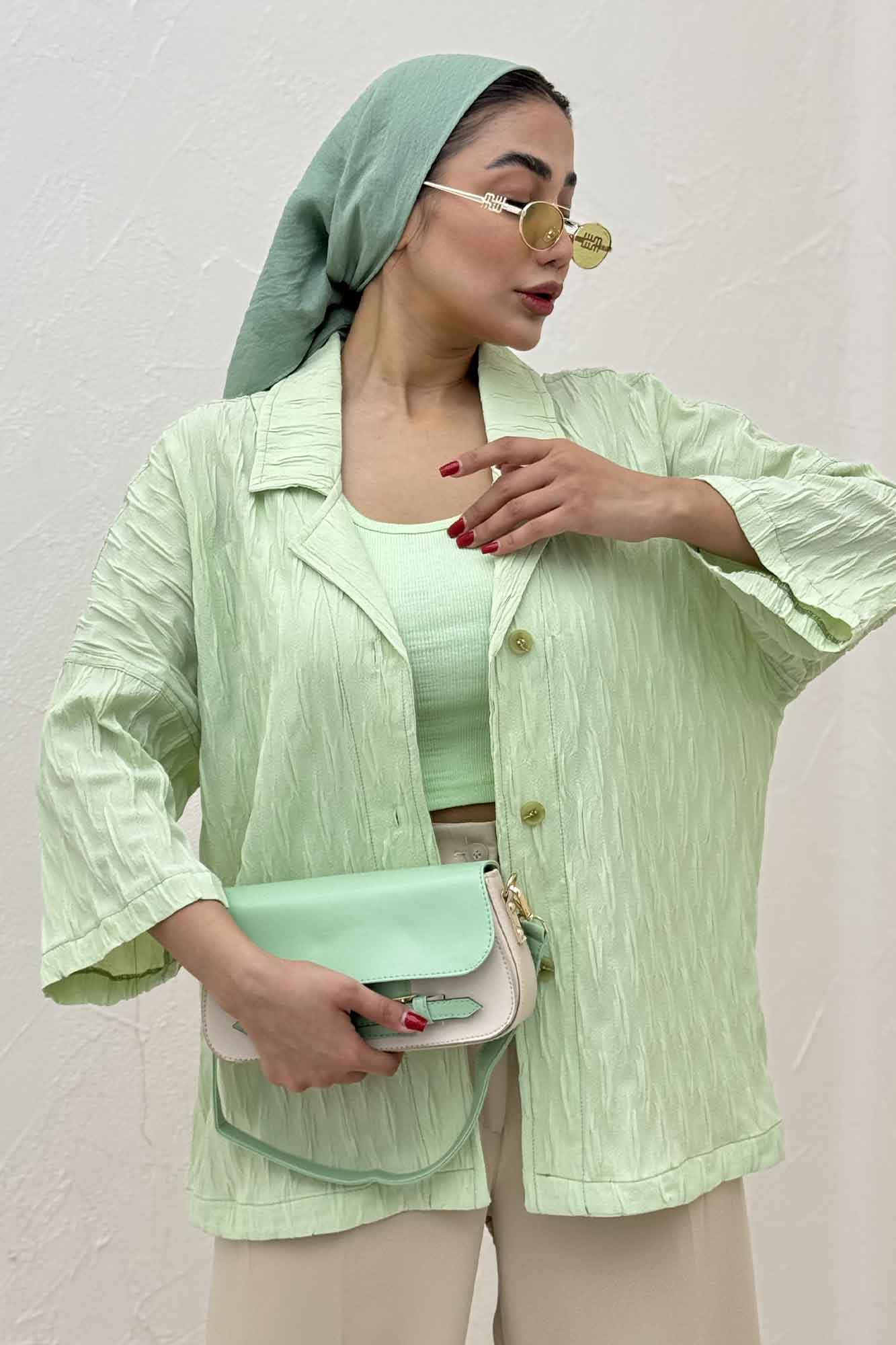 مانتو حلزونی یقه شکاری آستین سه رب