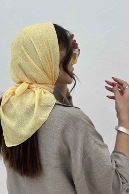 مینی اسکارف نقطه زار