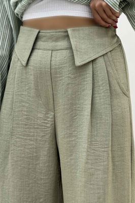 شلوار شانتون کجراه یقه نما