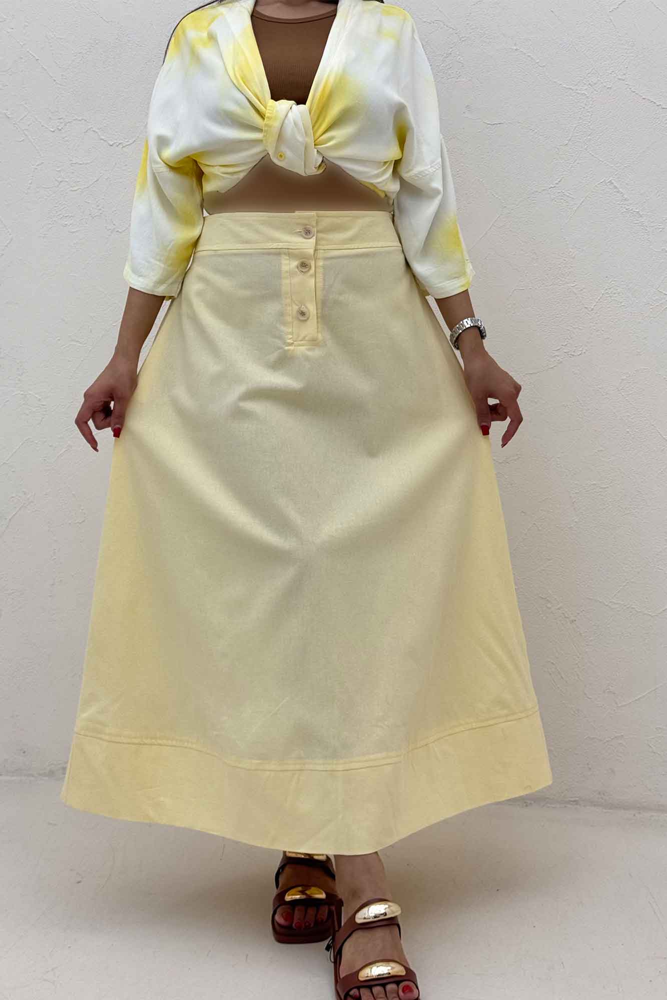 دامن بلند لینن سه دکمه لب دوز