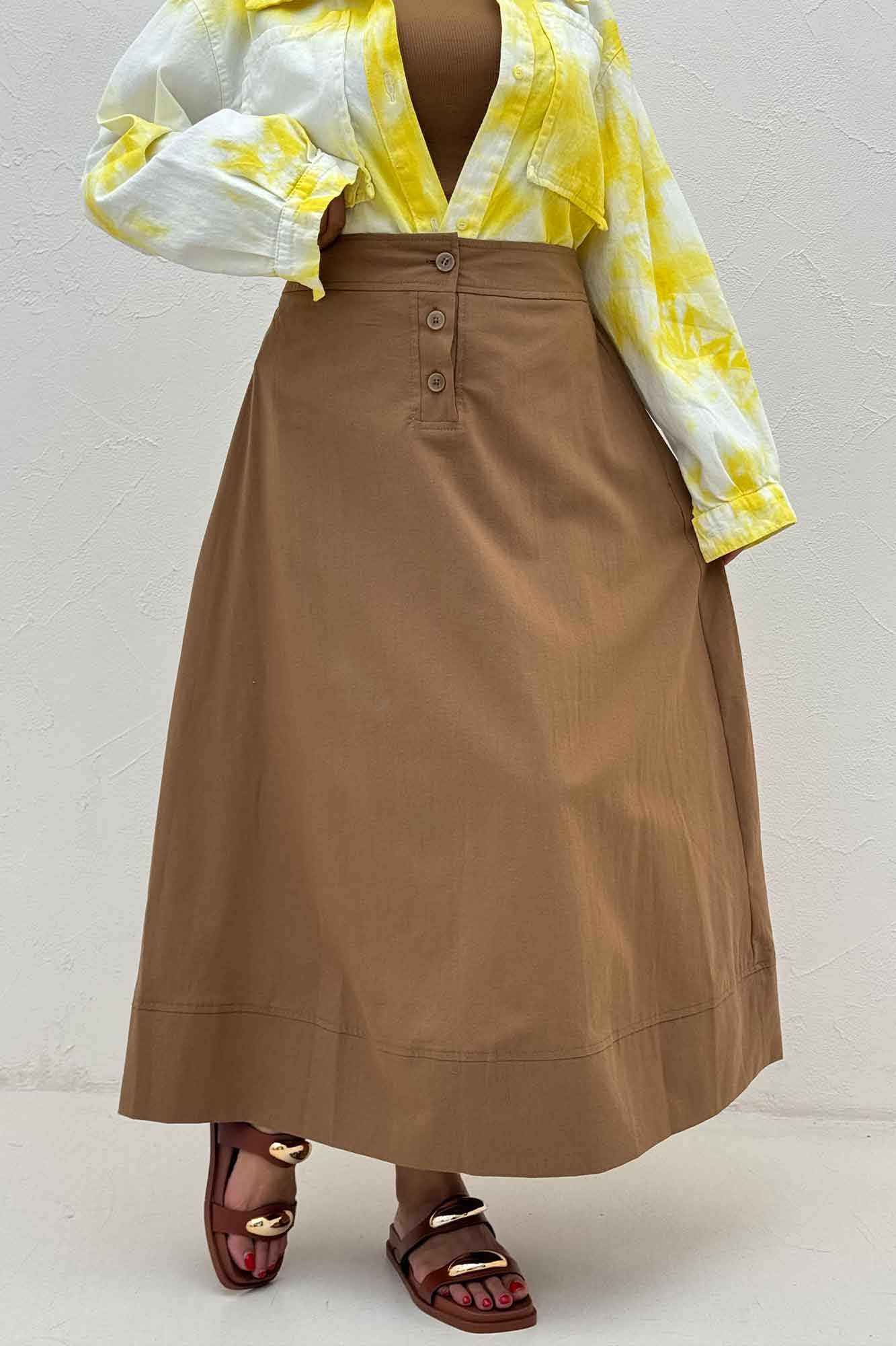 دامن بلند لینن سه دکمه لب دوز