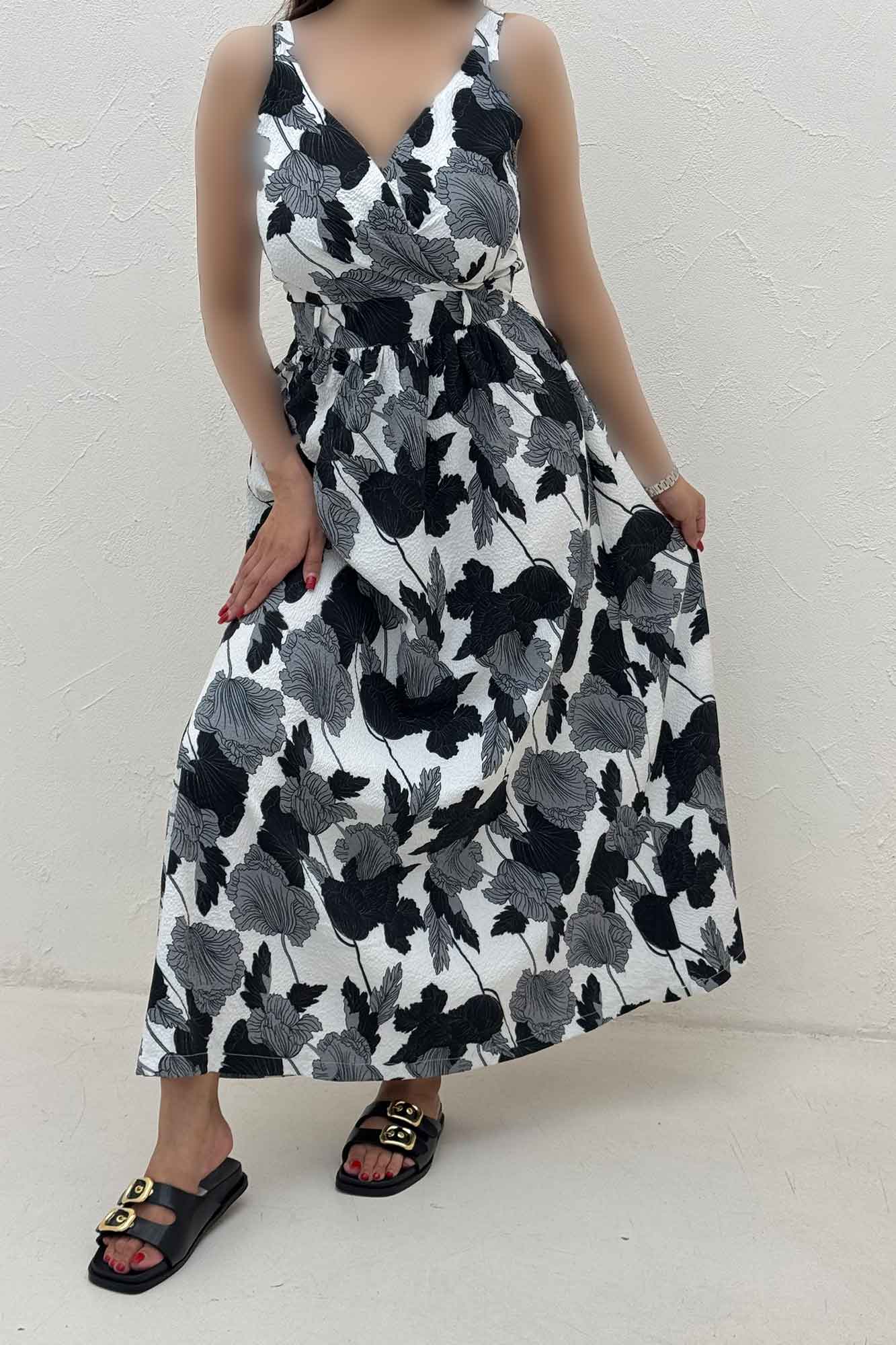 ساحلی بندی پشت کش ونوس برگینه