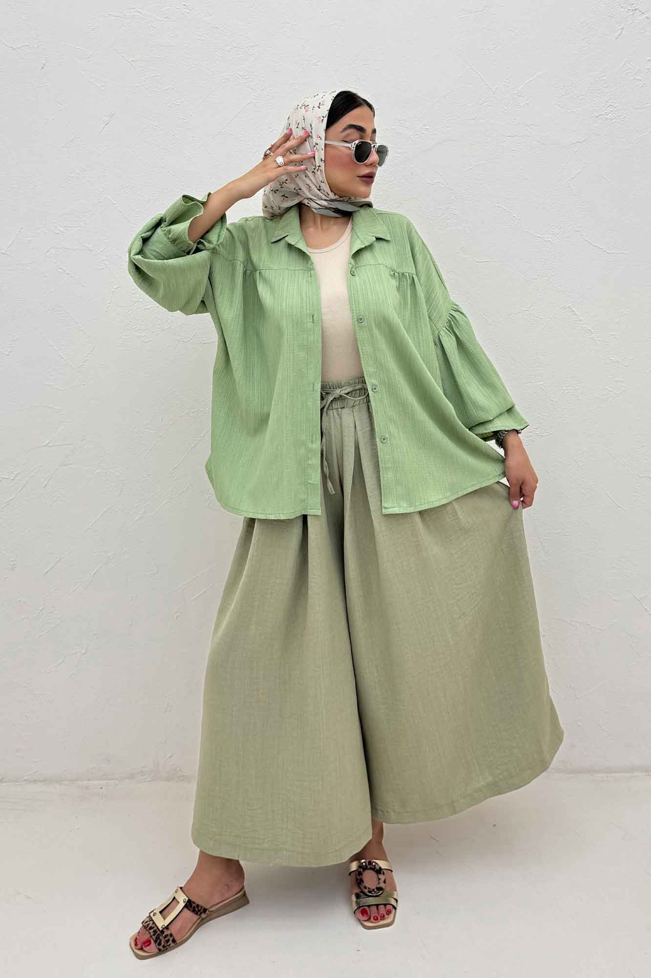 مانتو کریشه مچ چین دار