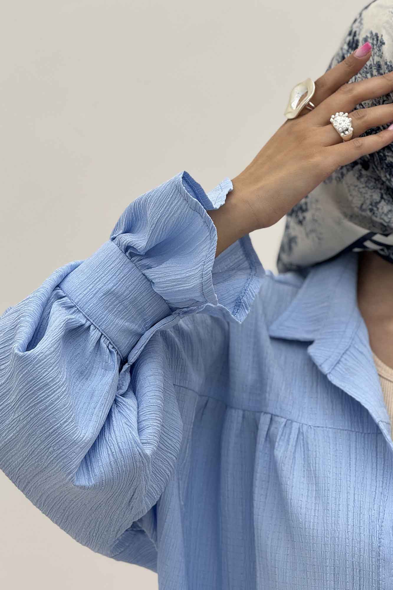 مانتو کریشه مچ چین دار