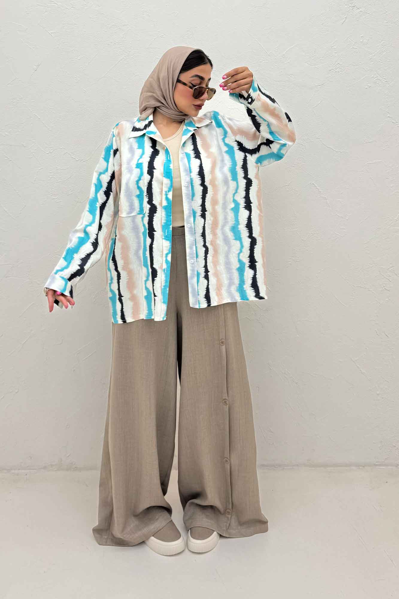 شومیز مانتویی پری طرح دار تک جیب