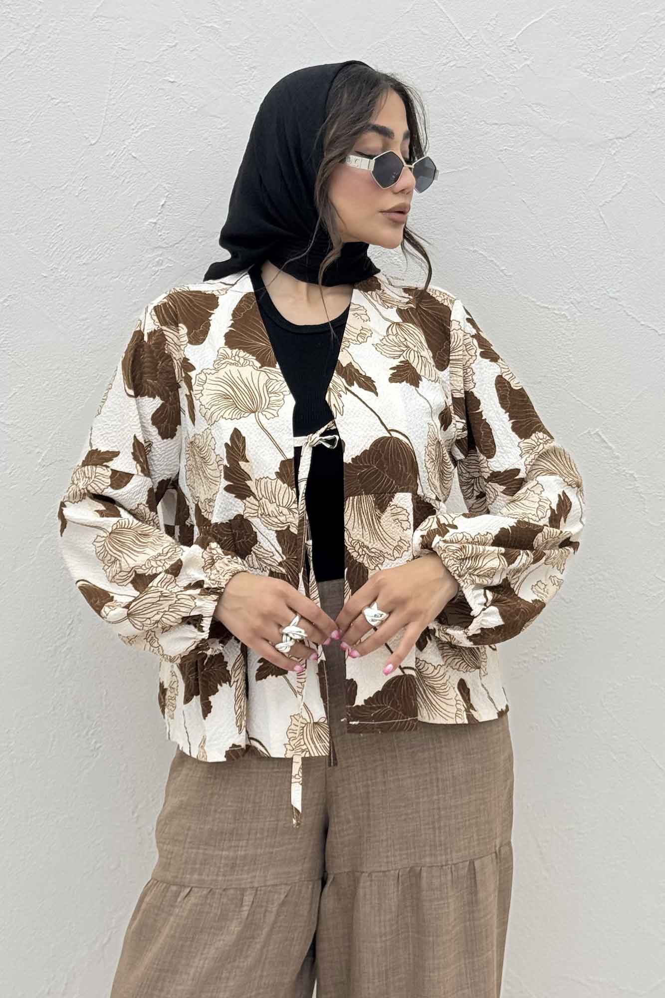 مانتو ونوس برگینه جلو پیله تک بند