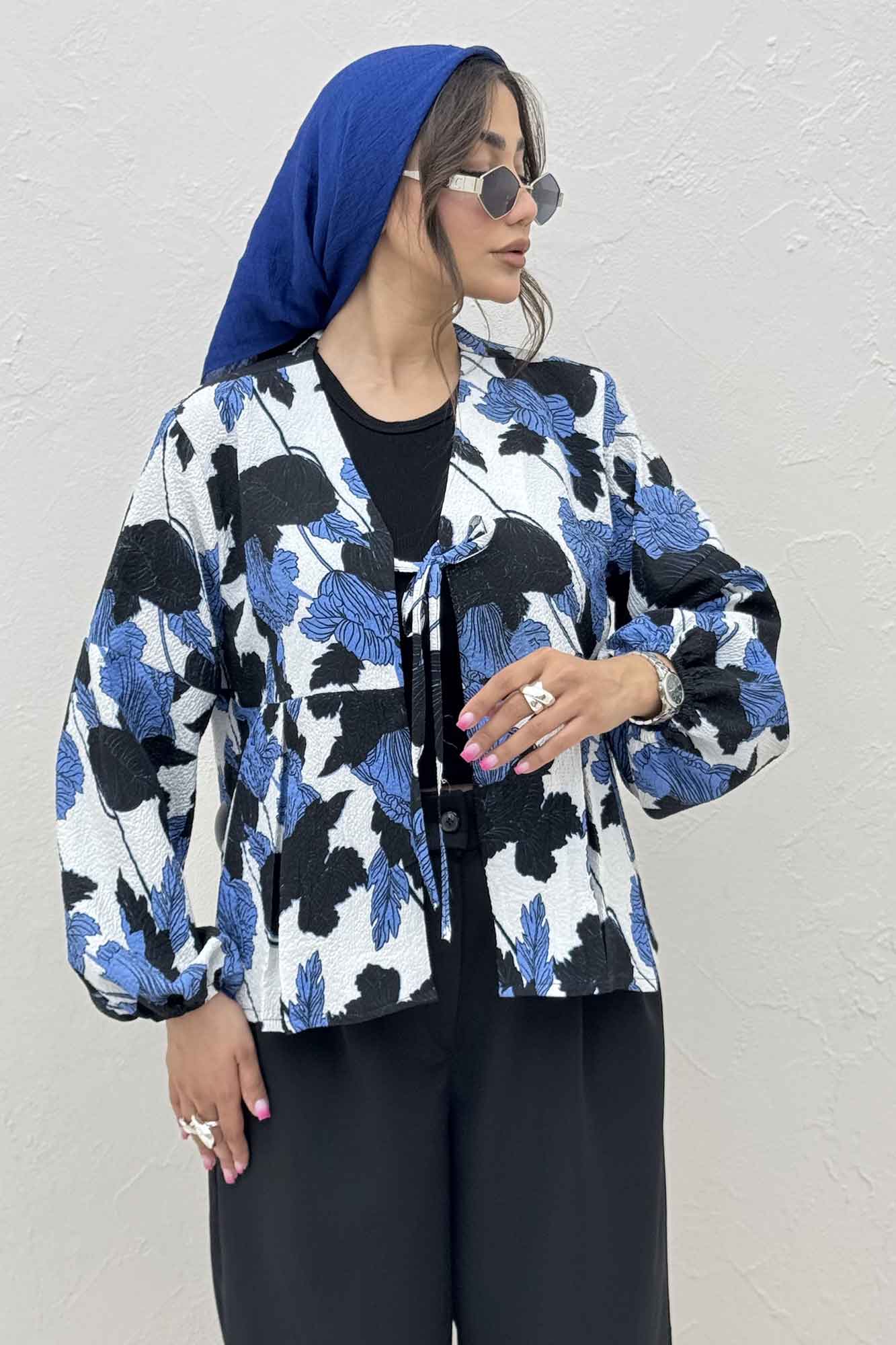 مانتو ونوس برگینه جلو پیله تک بند