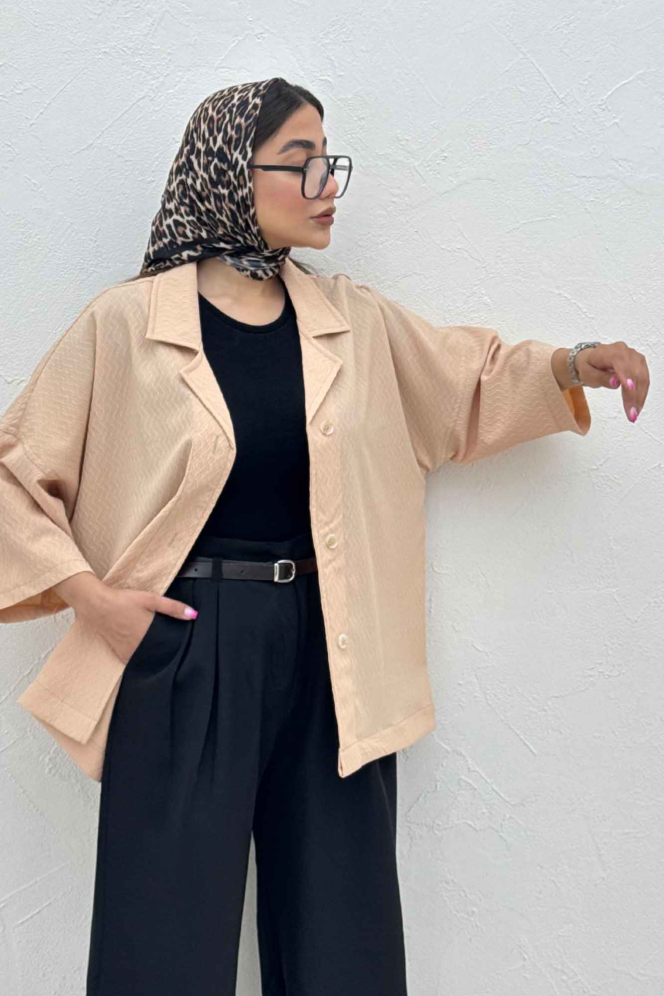 مانتو یقه شکاری آستین سه رب فالین