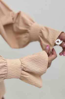 مانتو پفکی آستین چین دار طرح ویو