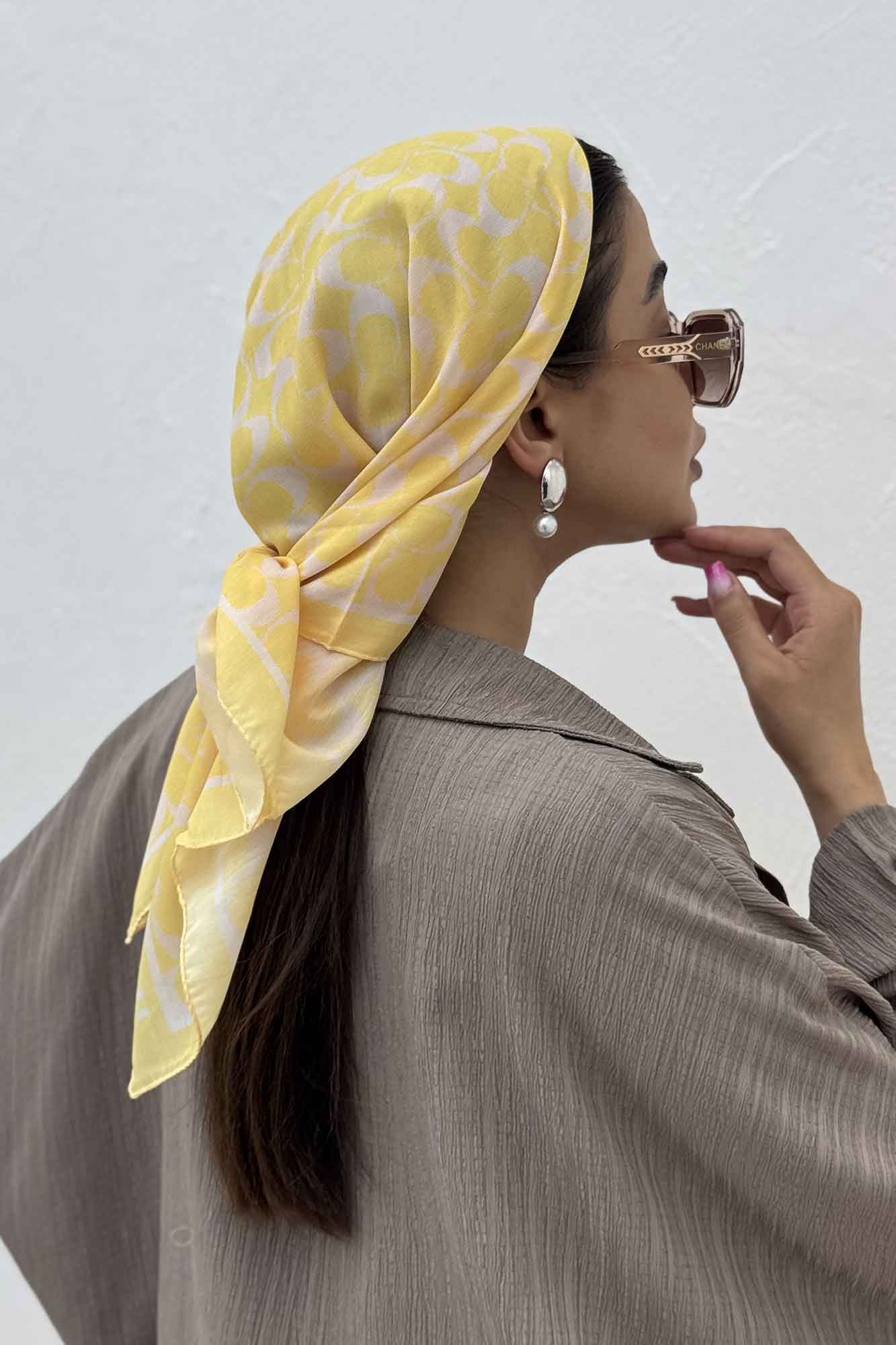 مینی اسکارف طرح هلال