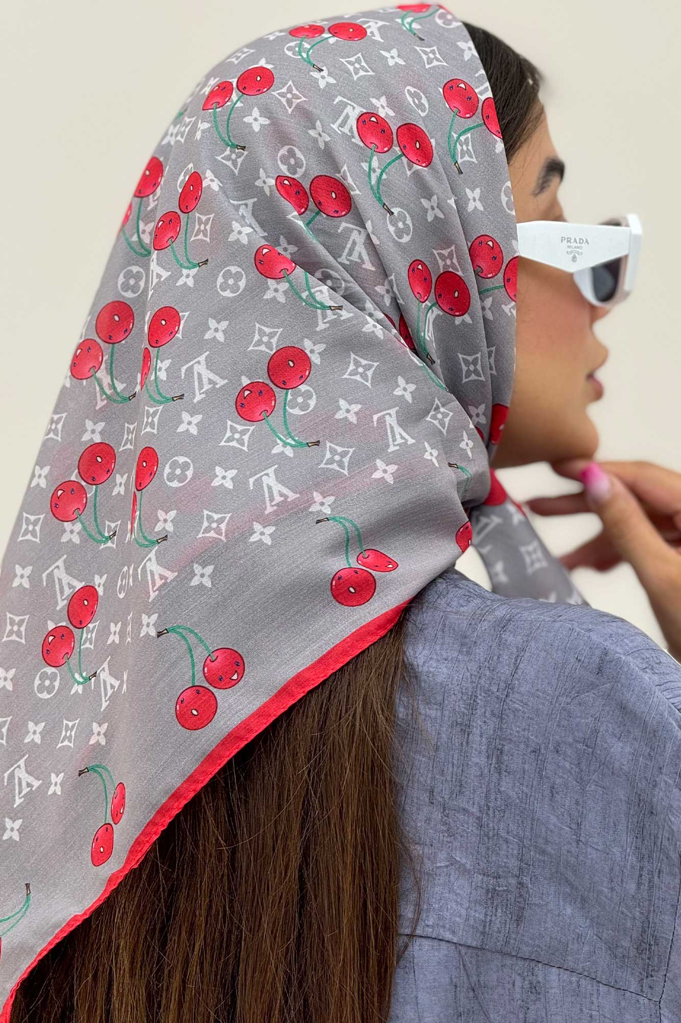 مینی اسکارف طرح گیلاس LV