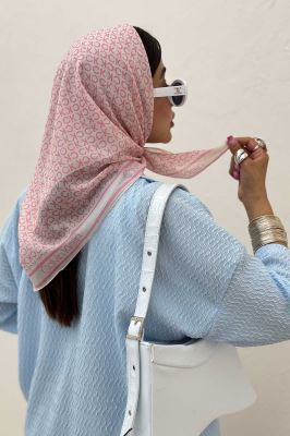 مینی اسکارف طرح CALVIN KLEIN