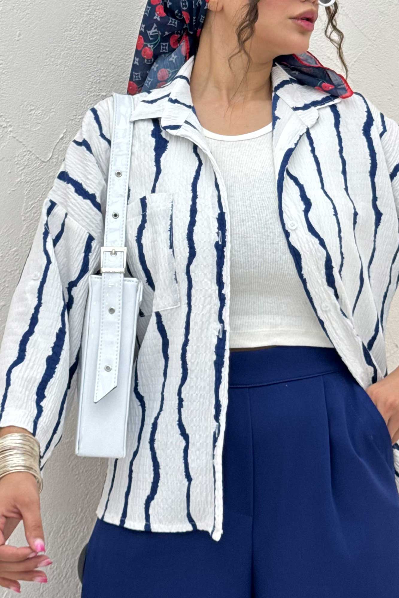 شومیز پفکی راه راه بغل چاک 