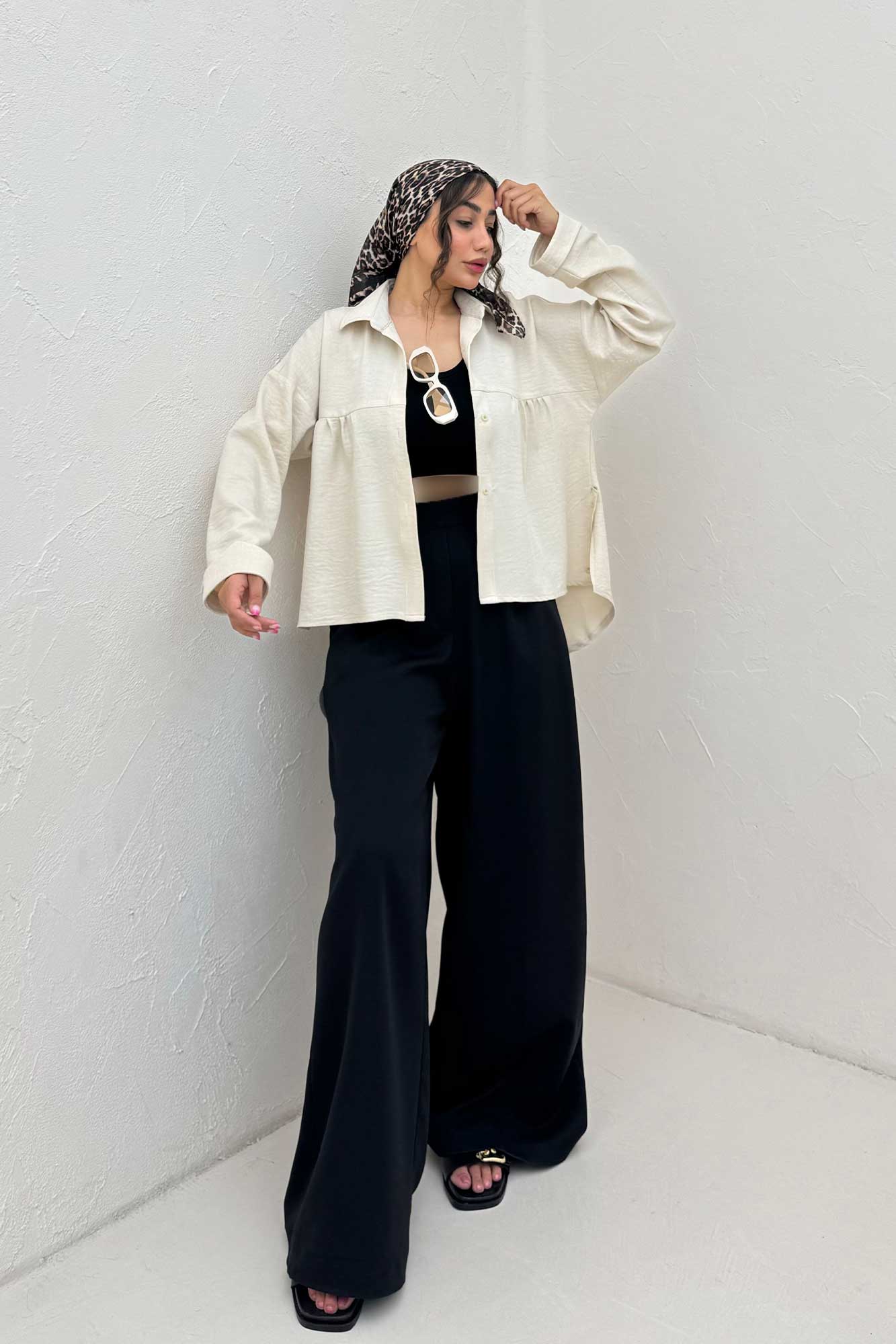 مانتو شانتون پشت بلند بغل دکمه