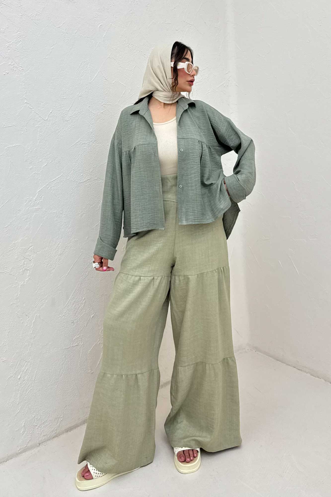 مانتو شانتون پشت بلند بغل دکمه