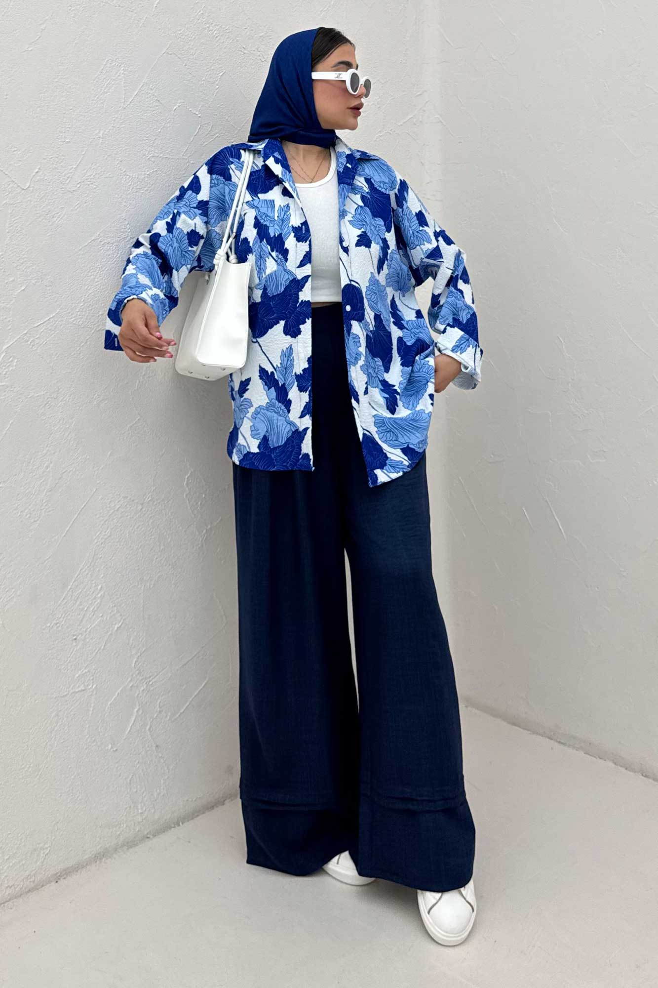 شومیز ونوس برگینه پشت پنسی