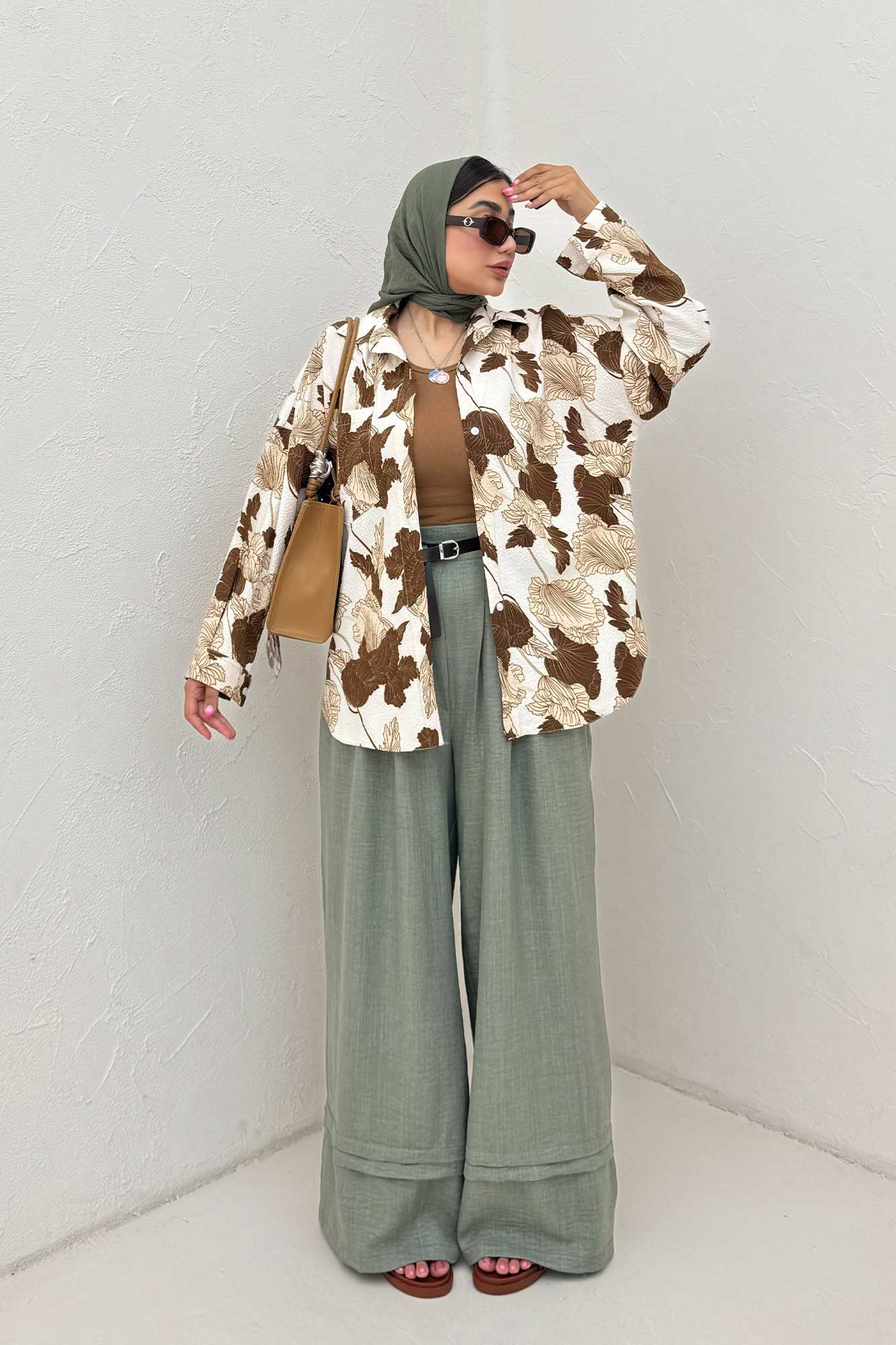 شومیز ونوس برگینه پشت پنسی