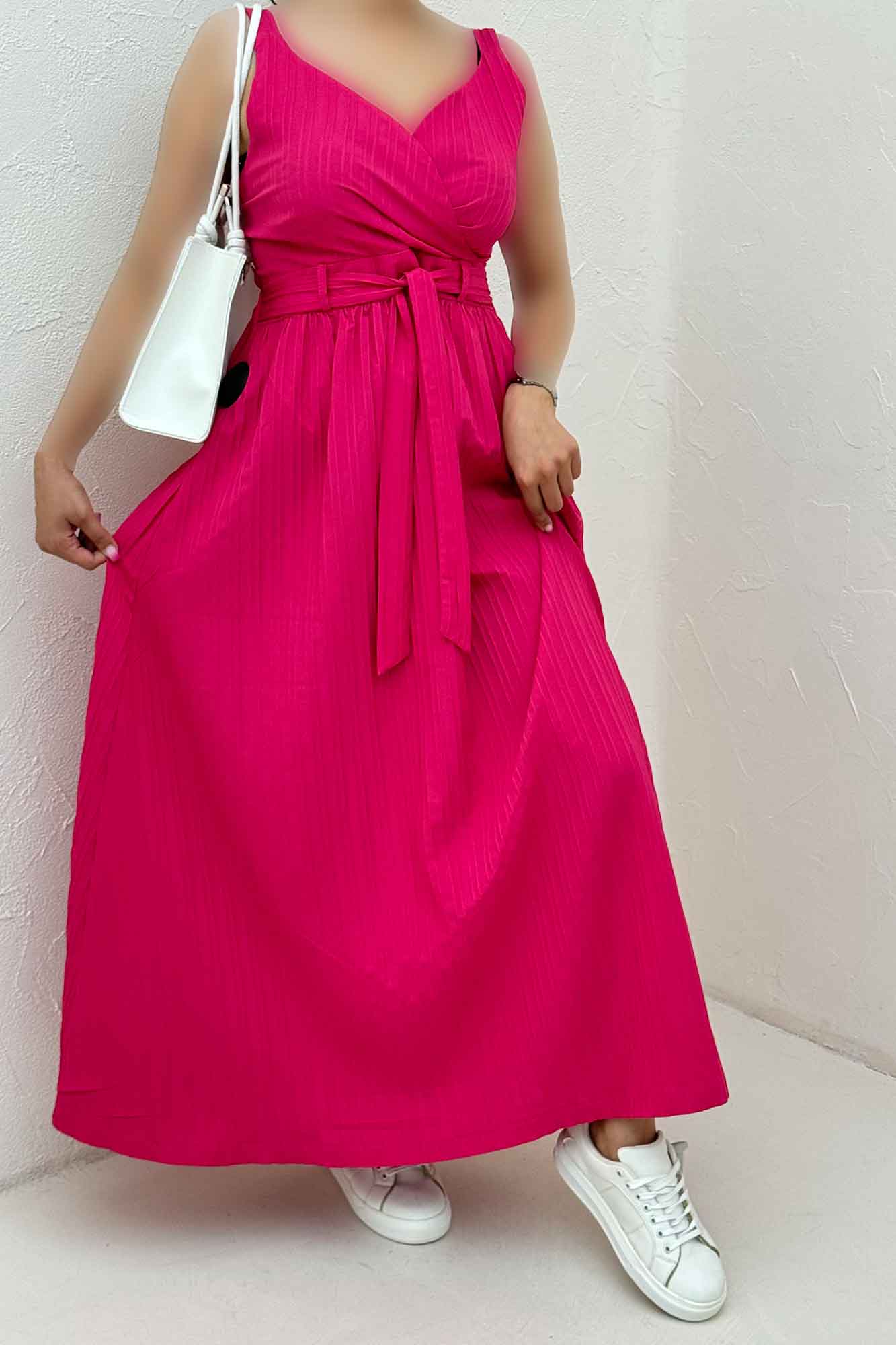 ساحلی بندی پشت کش آیوار