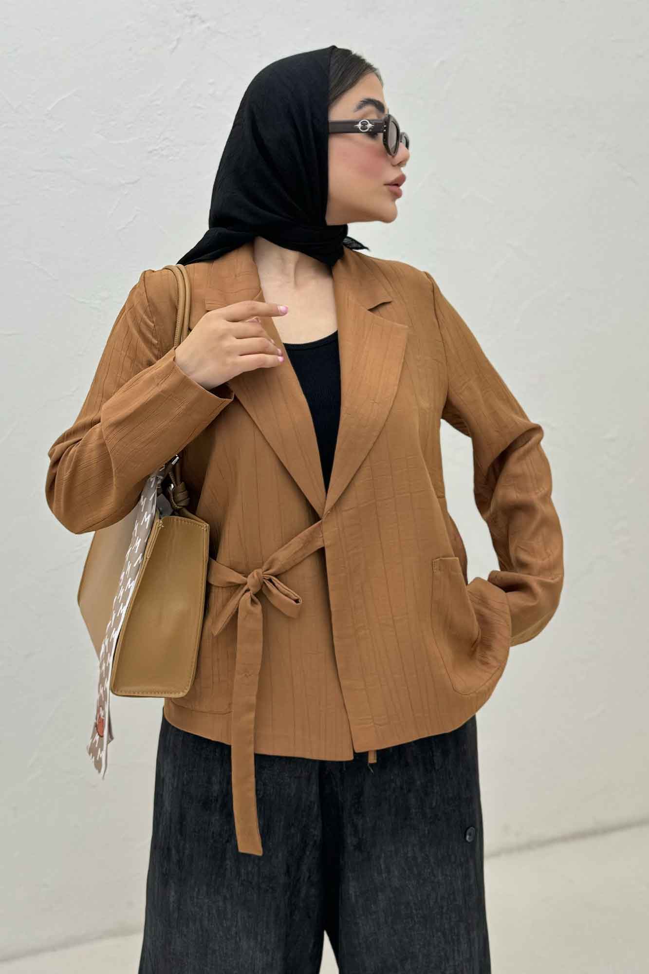 کت کریشه بنددار بالتو