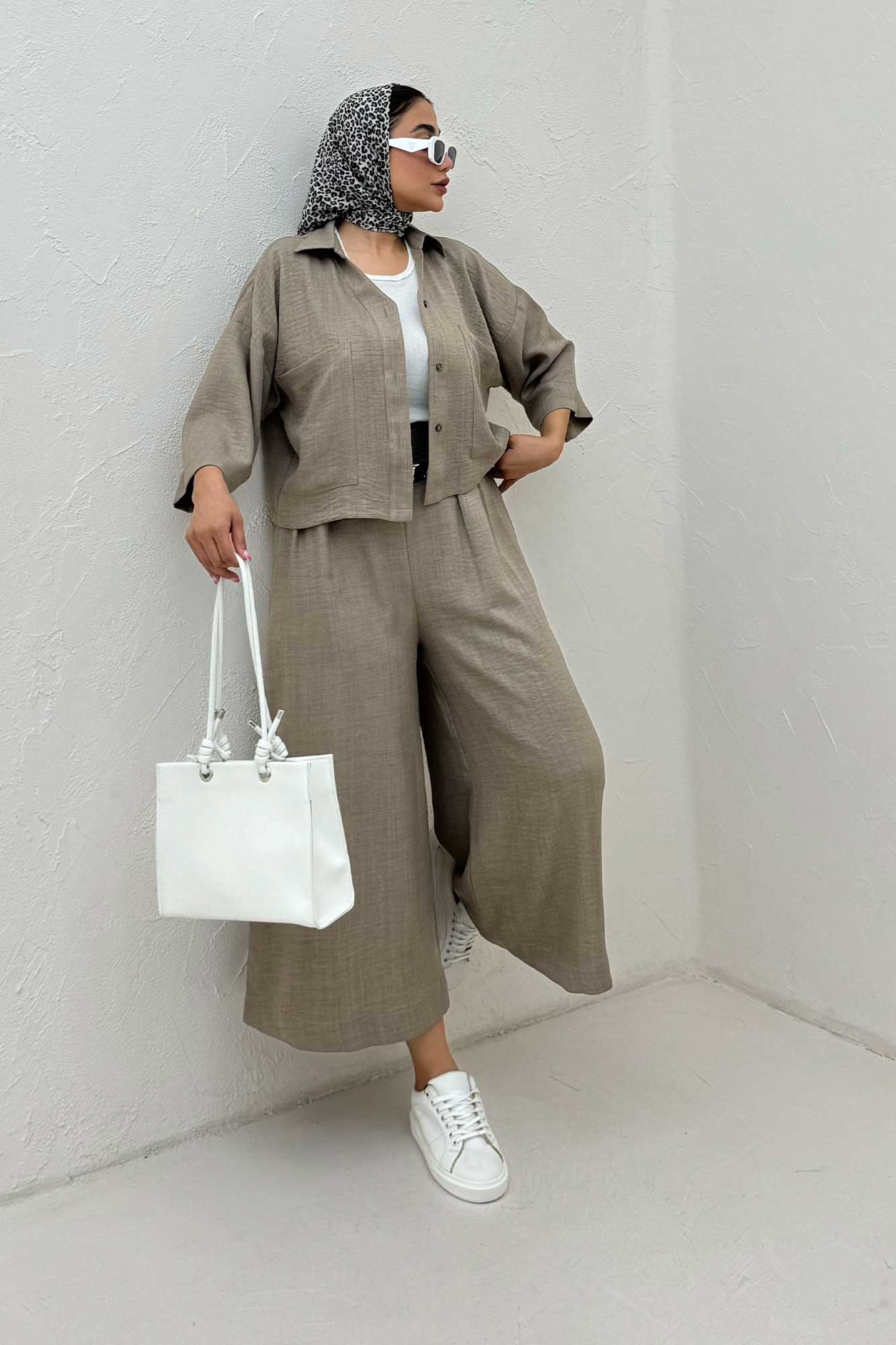 ست کت کراپ و شلوار شانتون آوریل