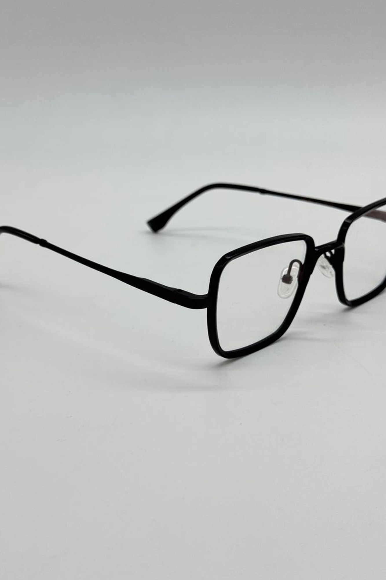 عینک اسپرت کد 894(شیشه ساده)